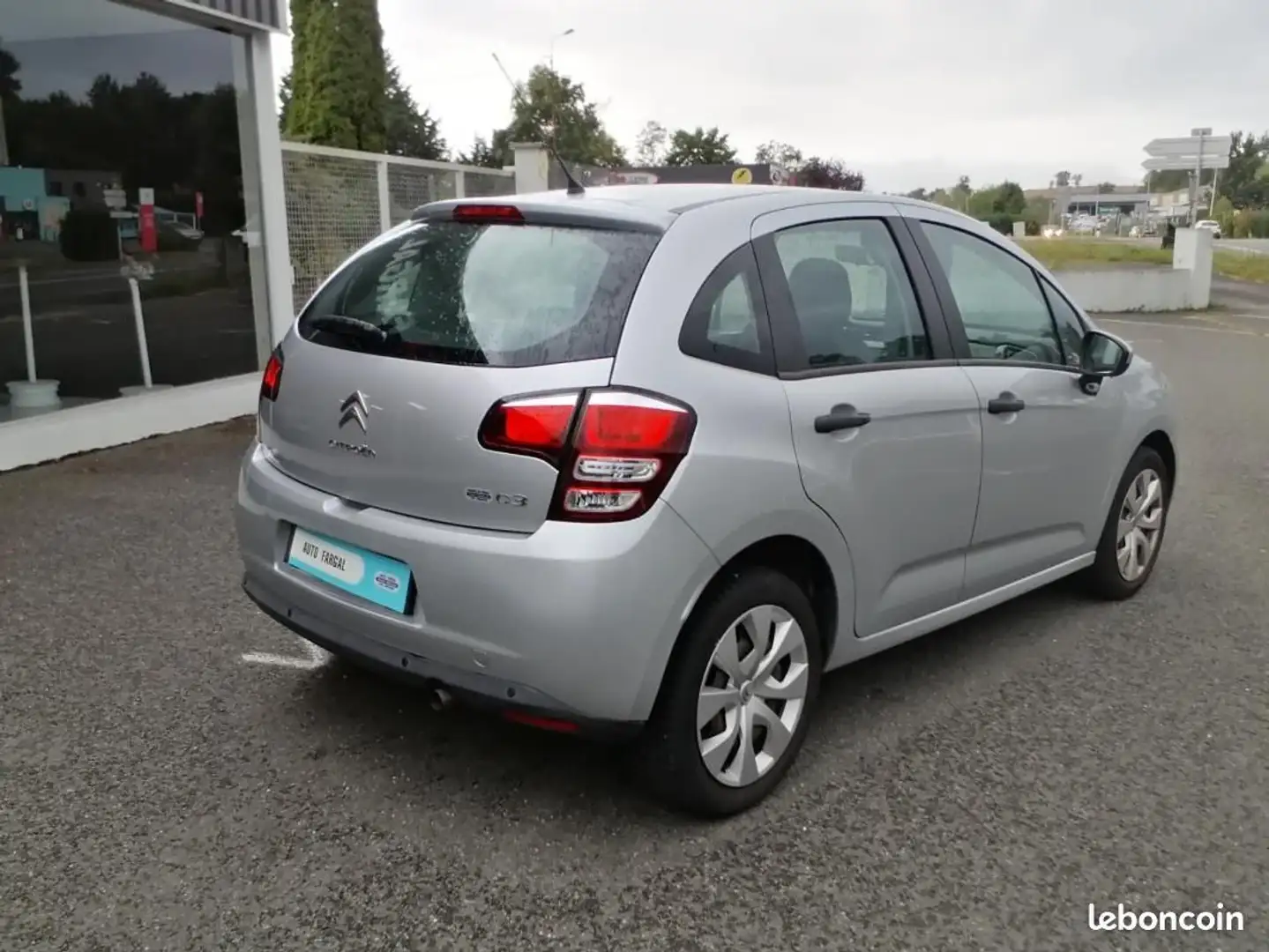 Citroen C3 Citroën PureTech 82 Confort Gris - 2