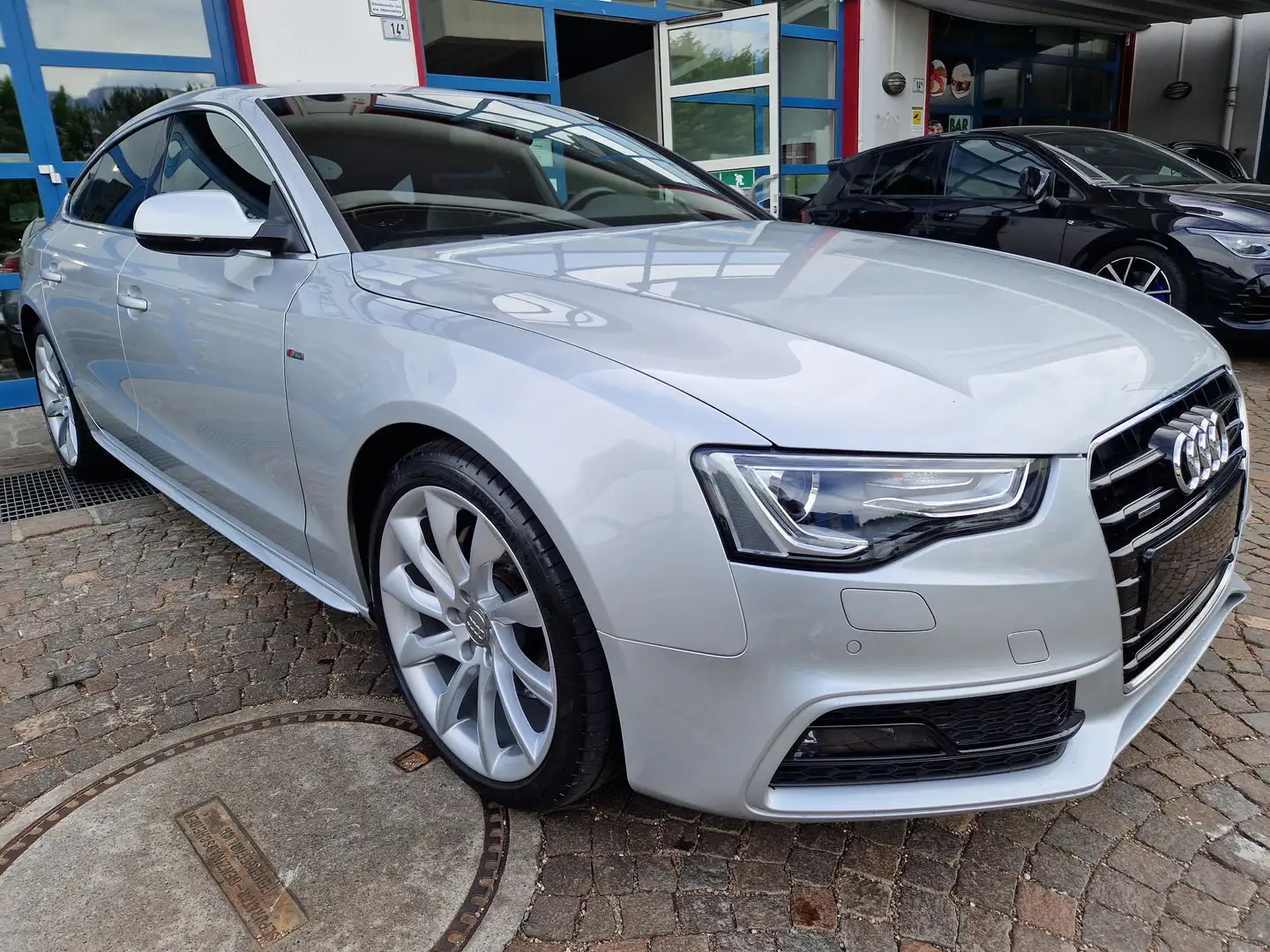 Audi A5 SPB 3.0TDI 245Cv quattro S line+ Str. Bi-Xeno Navi Argento - 2