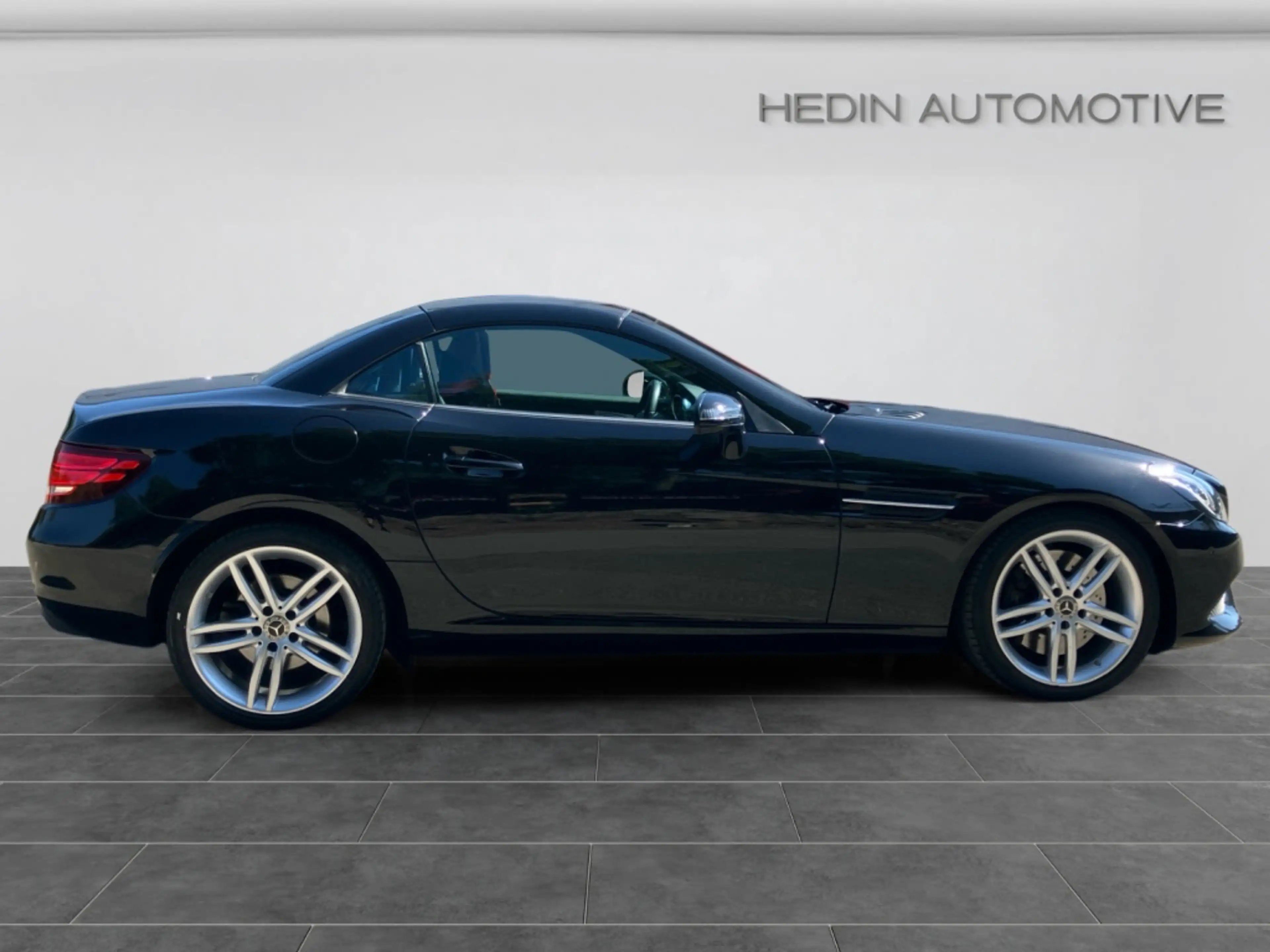 Mercedes-Benz SLC 200 AMG|ILS|AMBIENTE|SHZ|KAM|LED|LEDER|PANO — photo 7
