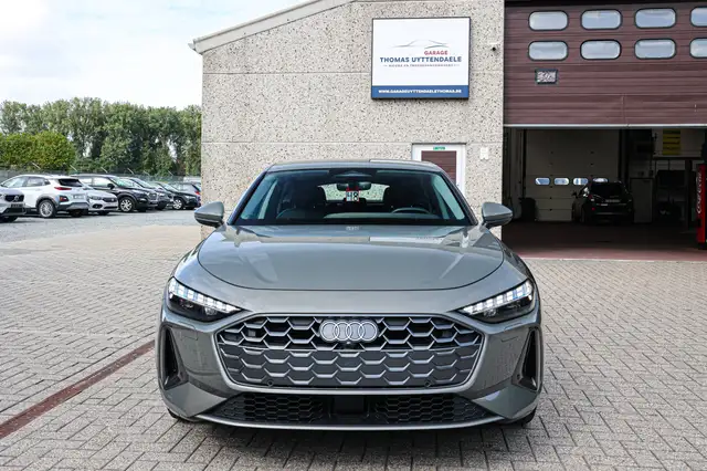 Audi A5 view 2