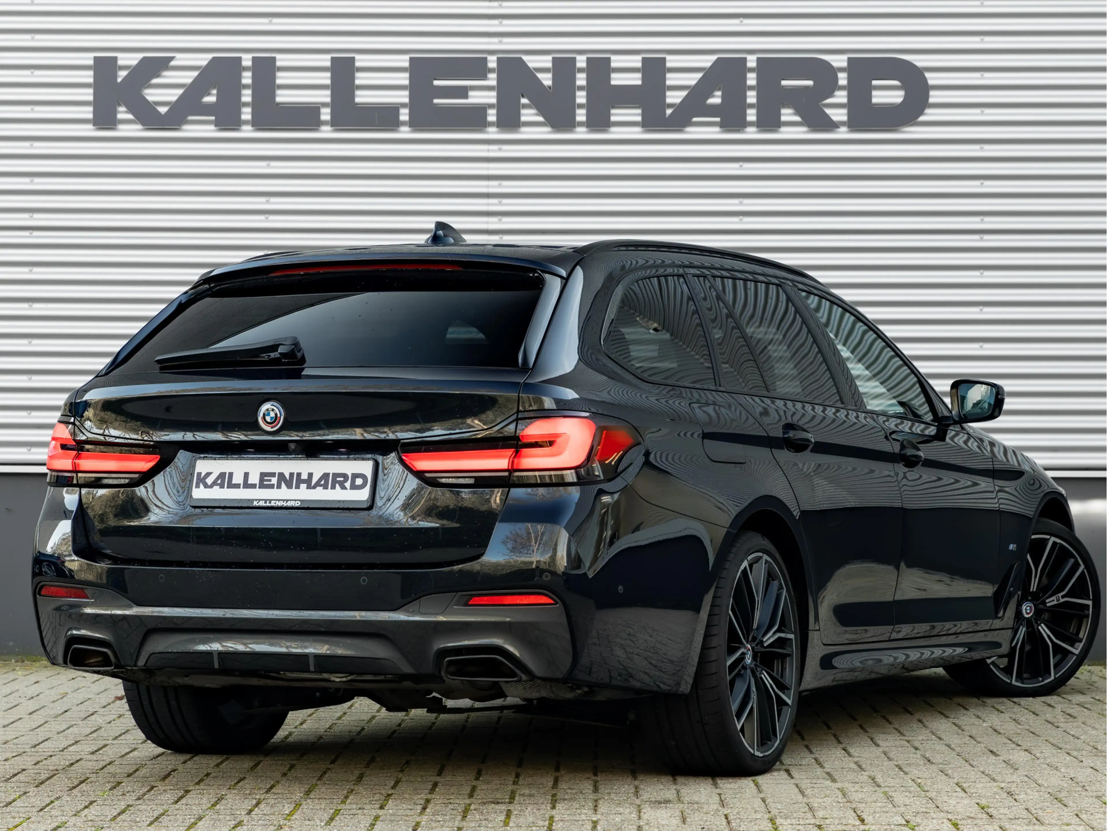 BMW 540 5-serie Touring 540i xDrive M-Sport Pro - Pano - T — photo 2
