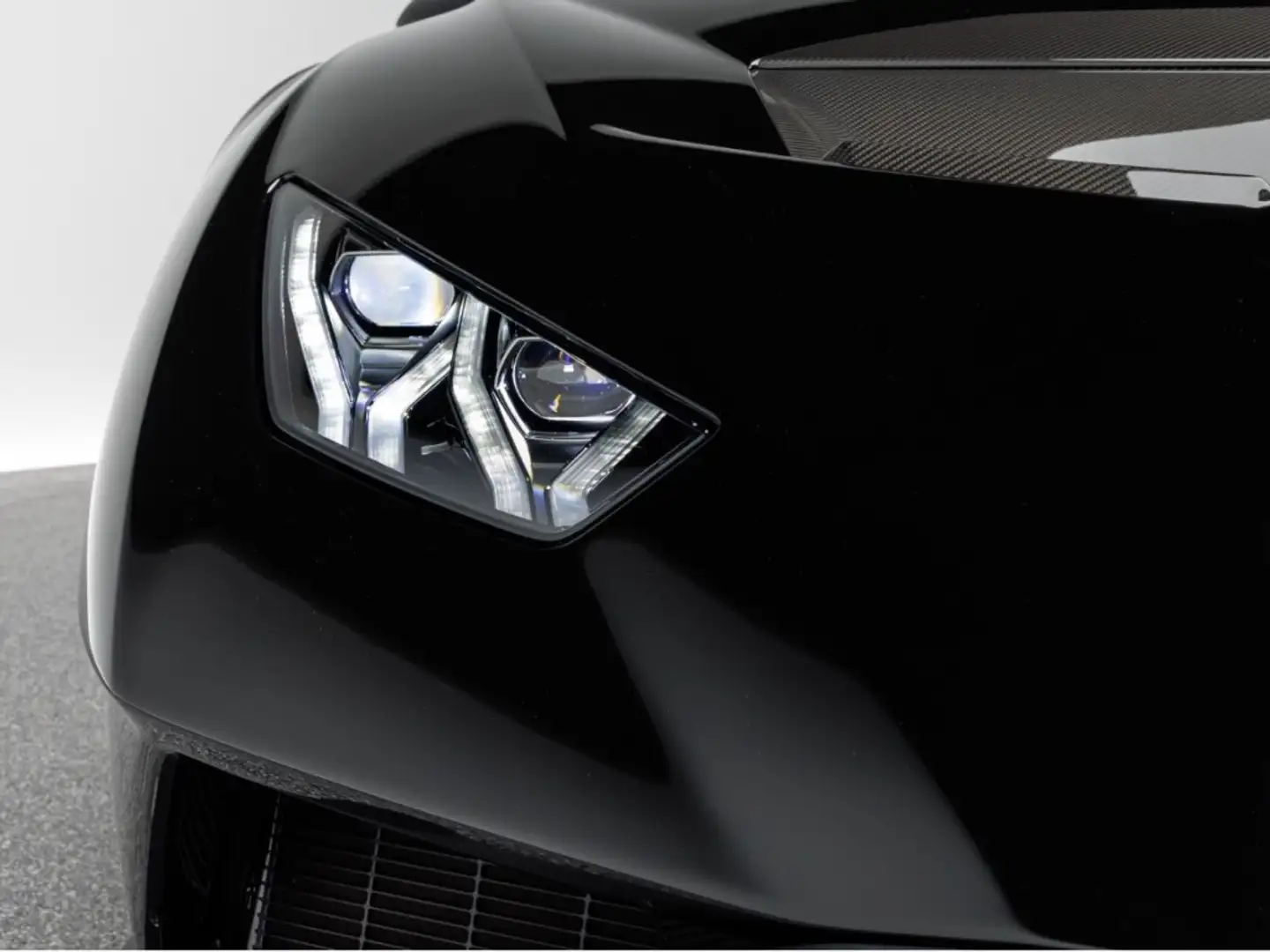 Lamborghini Huracán STO RWD Negro - 2