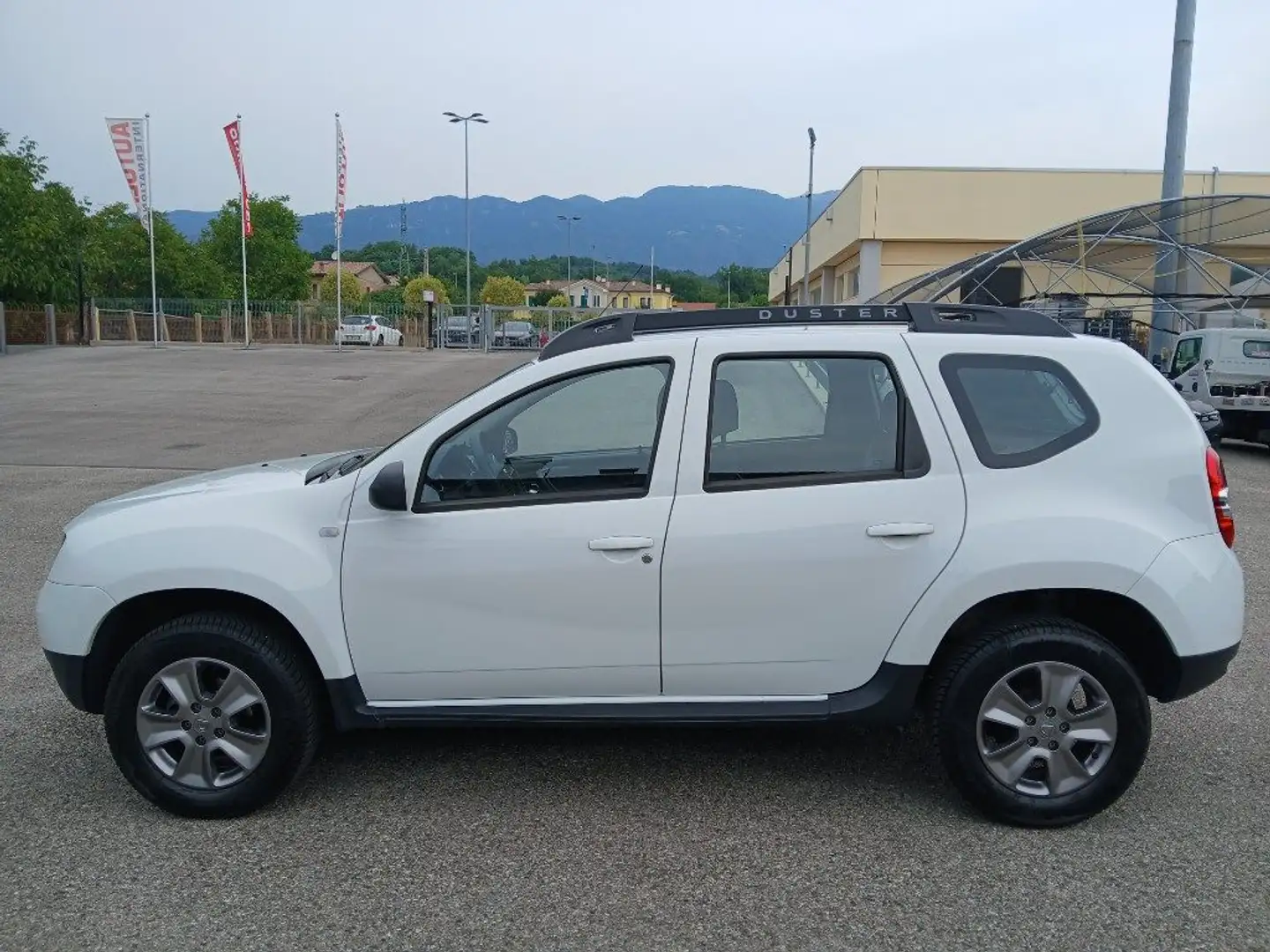 Dacia Duster 1.6 115CV Start&Stop 4x2 GPL Lauréate Bianco - 2