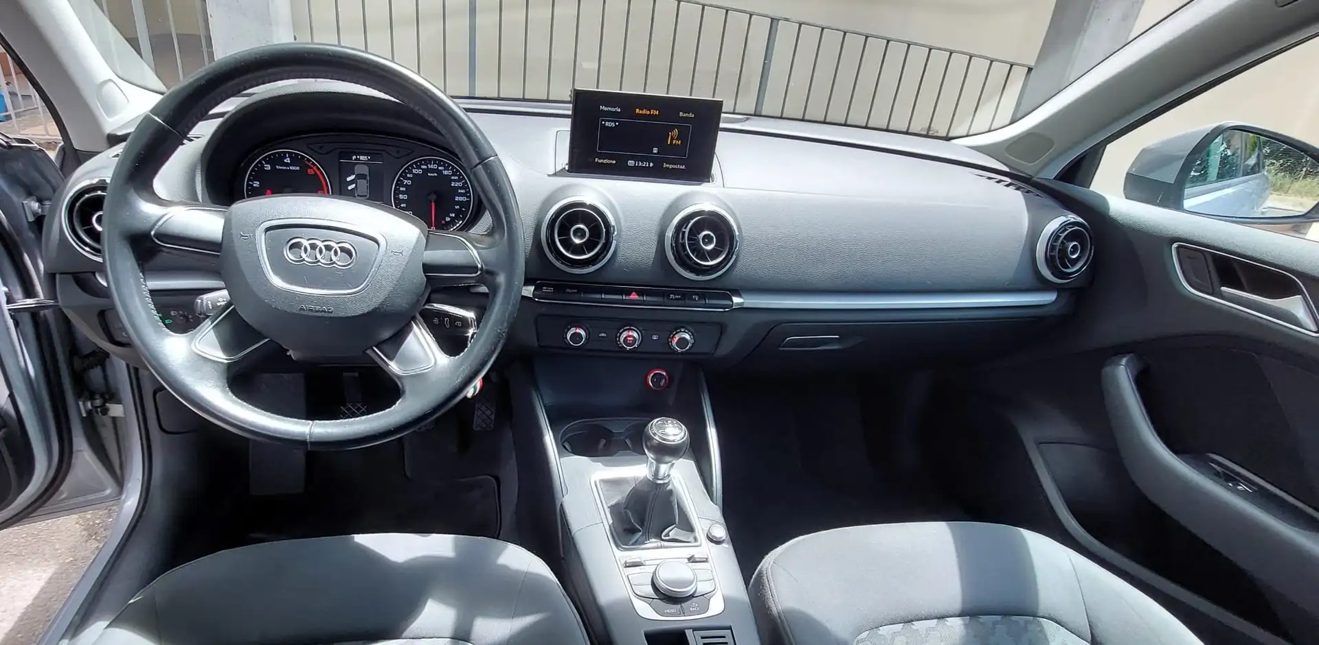 Audi A3 A3 III 2013 Sportback 1.6 tdi Ambition 110cv Grey - 1