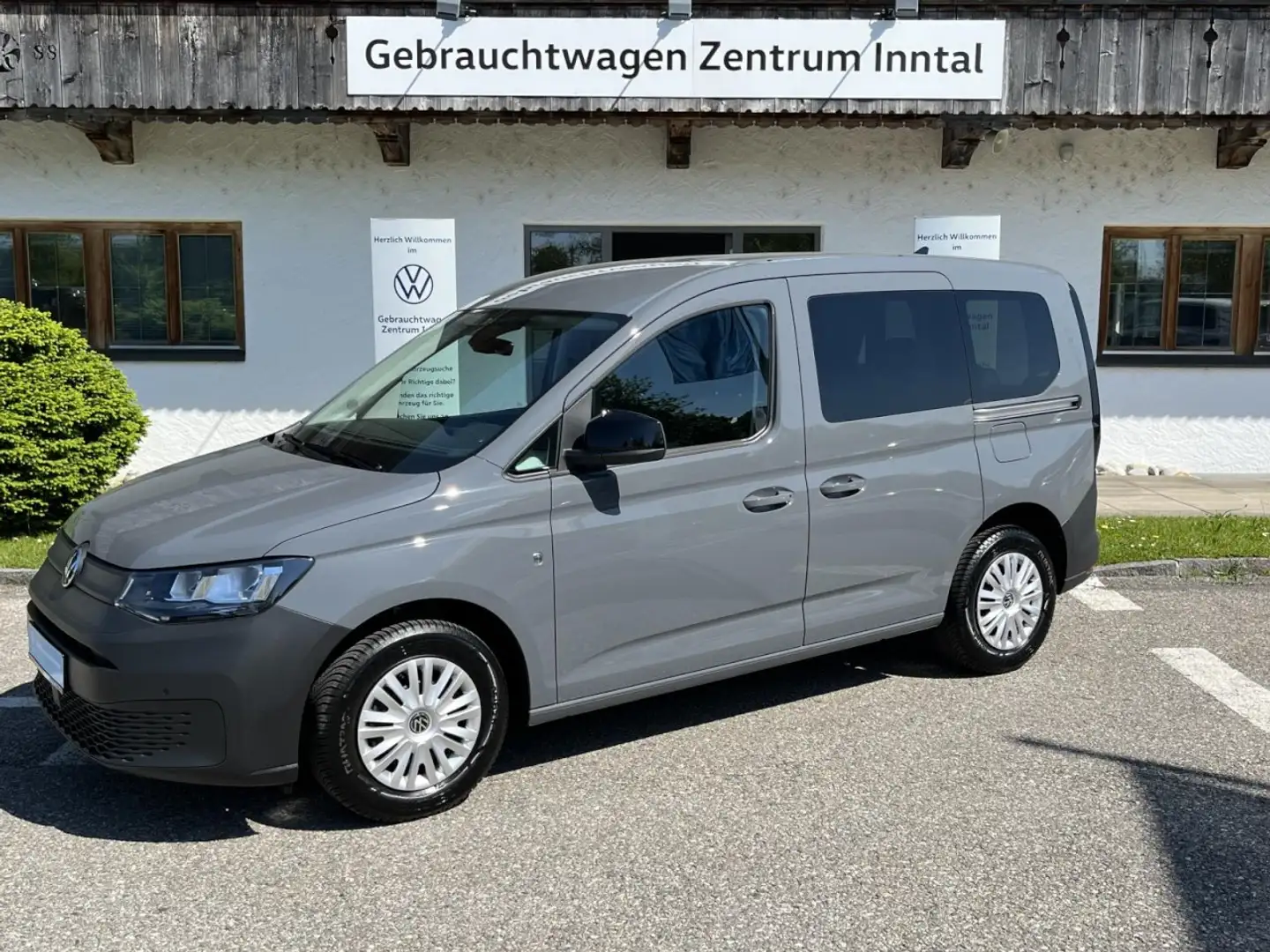 Volkswagen Caddy Basis 2,0 TDI (Sitzhzg.+Klima+RearView) Klima Grau - 2
