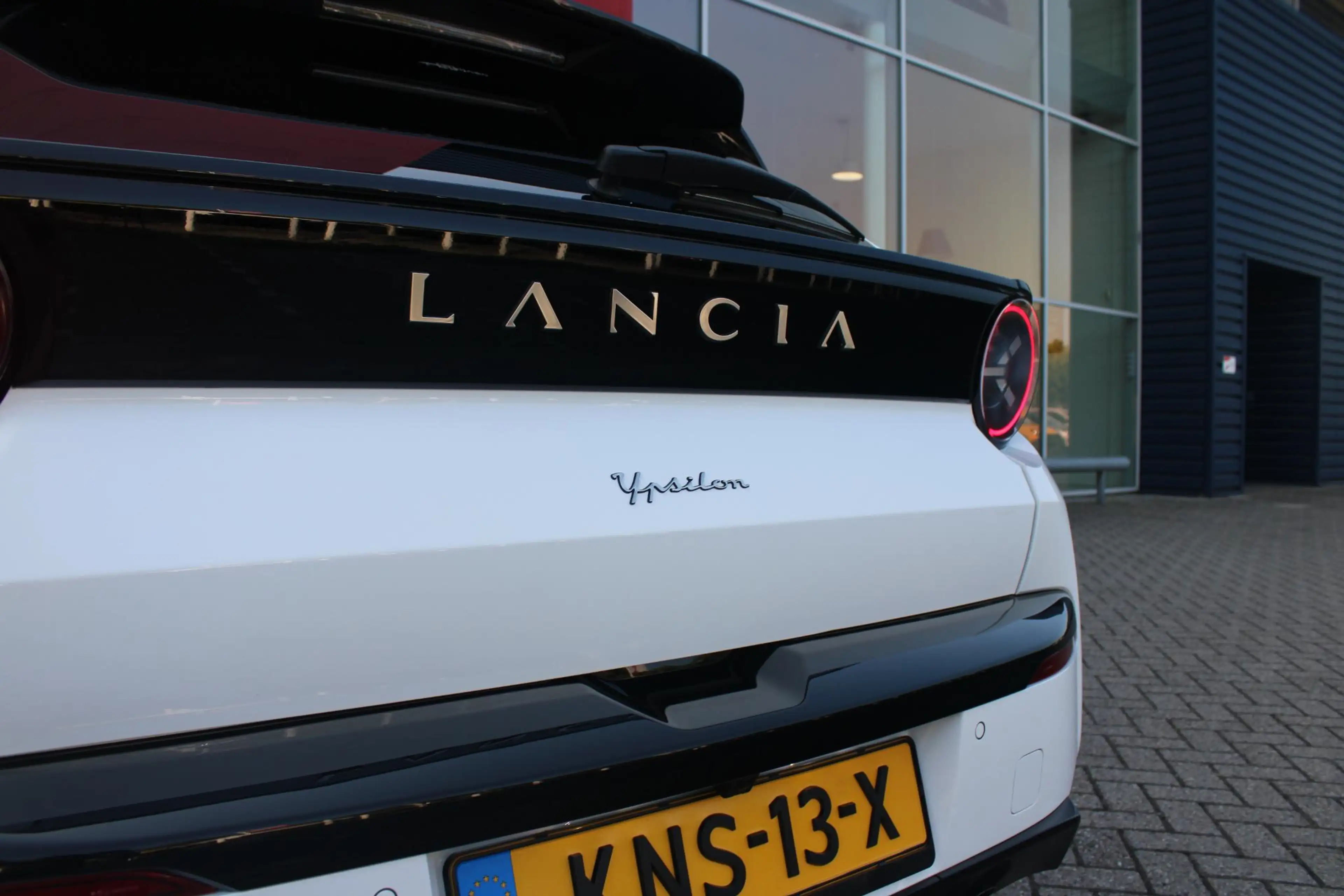 Lancia Ypsilon 1.2 Hybrid 110PK AUTOMAAT LX | CAMERA VOOR + ACHTE — photo 49