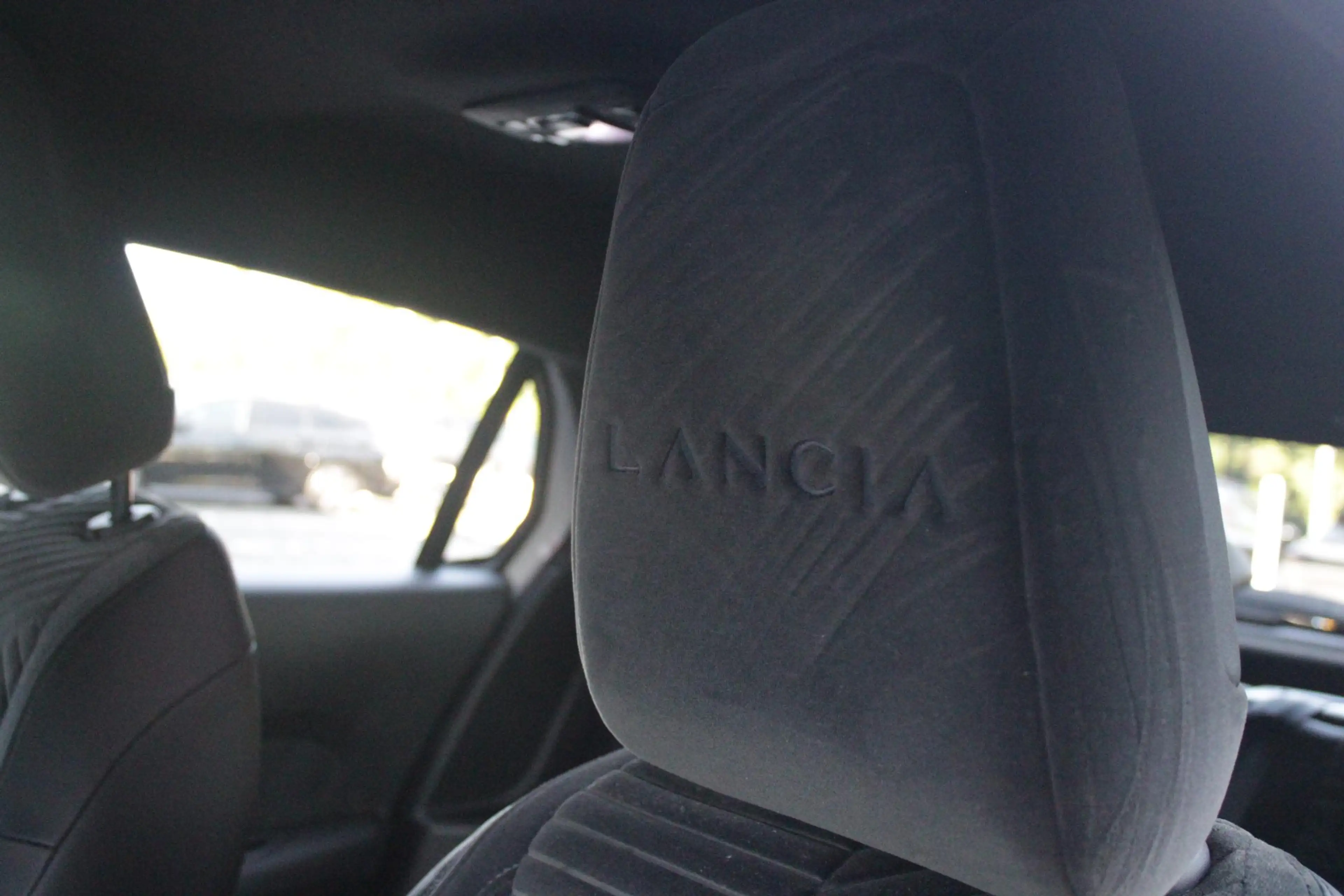 Lancia Ypsilon 1.2 Hybrid 110PK AUTOMAAT LX | CAMERA VOOR + ACHTE — photo 18