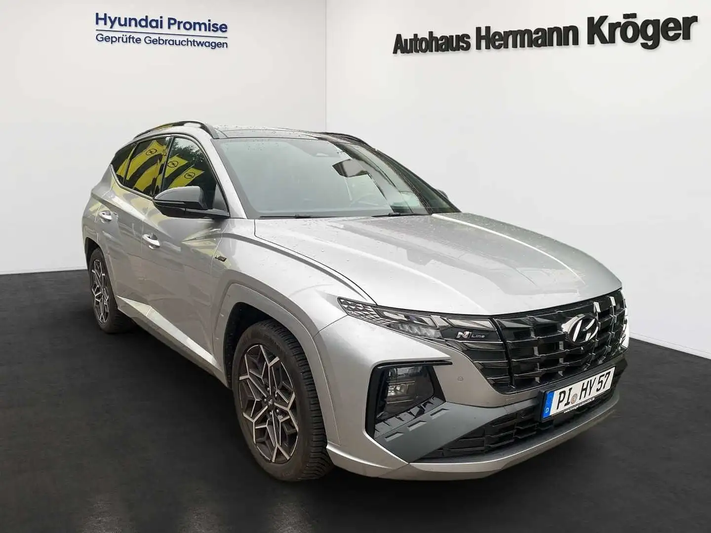 Hyundai TUCSON 1.6 T-GDi 48V-Hybrid 4WD DCT N Line PanoramaD. uvm Silber - 1