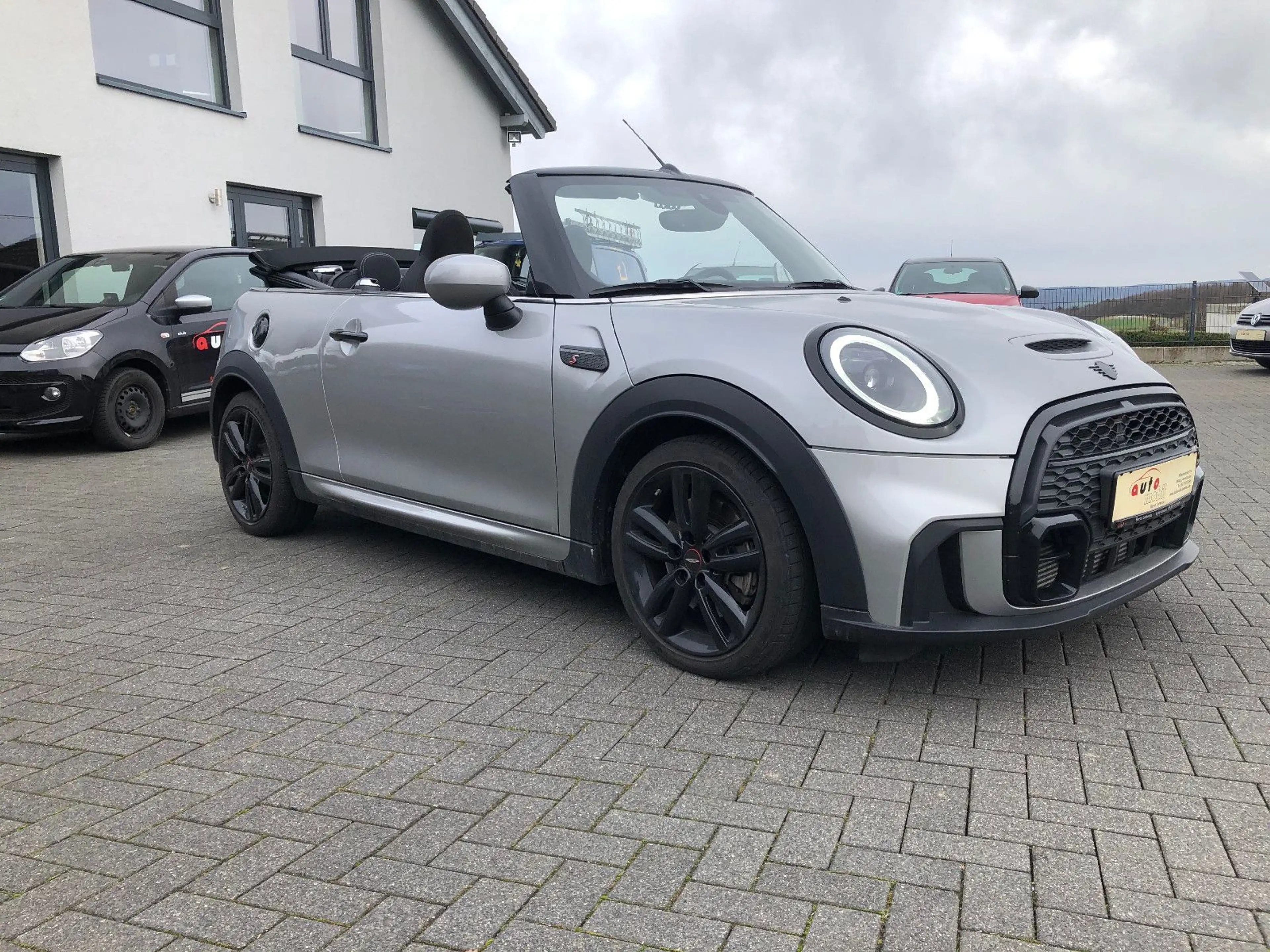 MINI Cooper S Cabrio John Cooper Works Trim Navi,LED, — photo 3