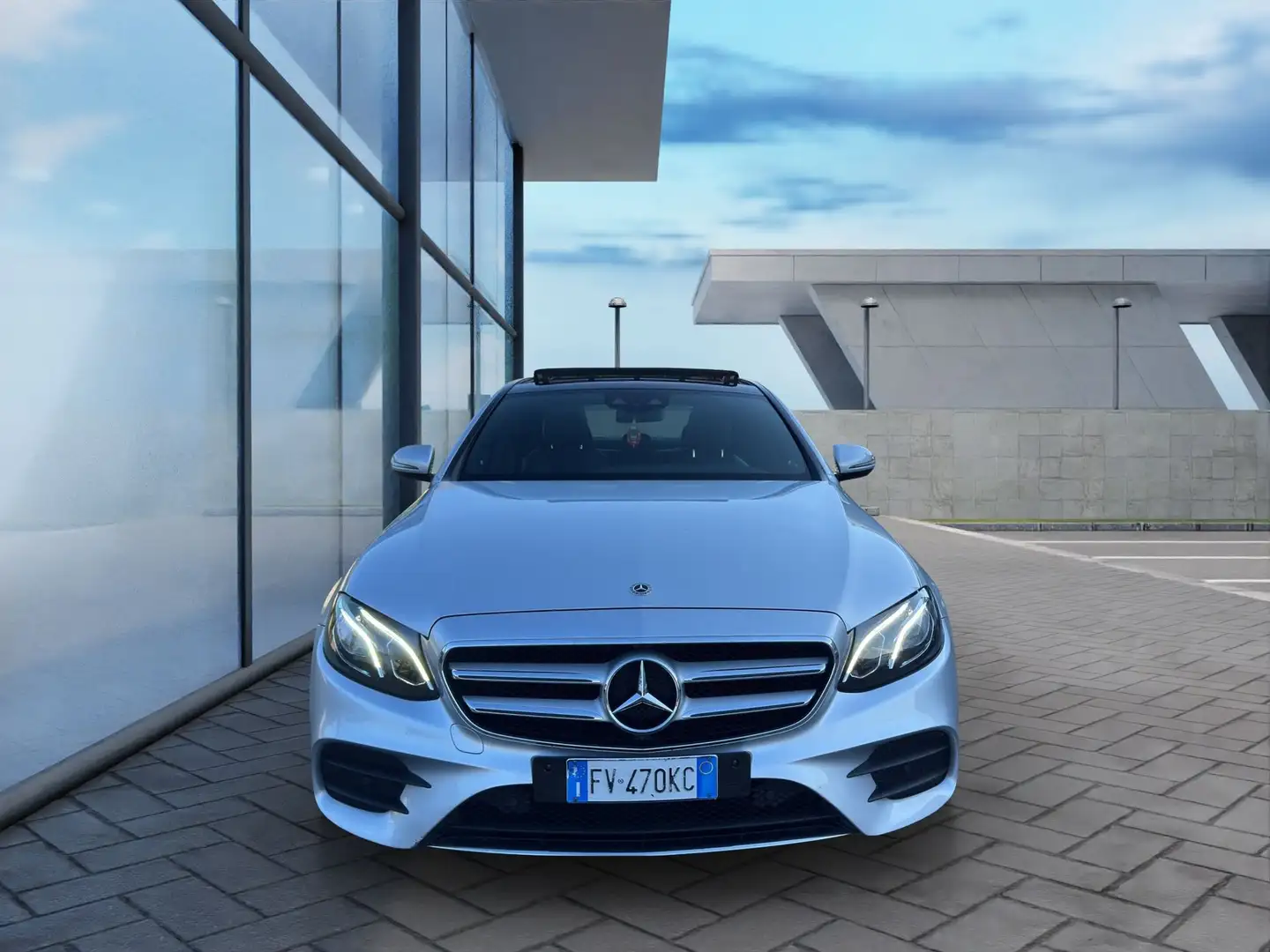 Mercedes-Benz E 220 E 220d 4Matic Auto Premium Argento - 1