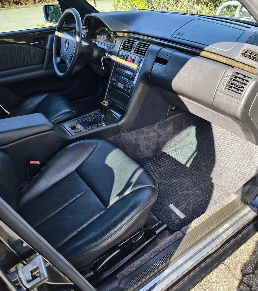 Mercedes-Benz E 420 Avantgarde, foto 6