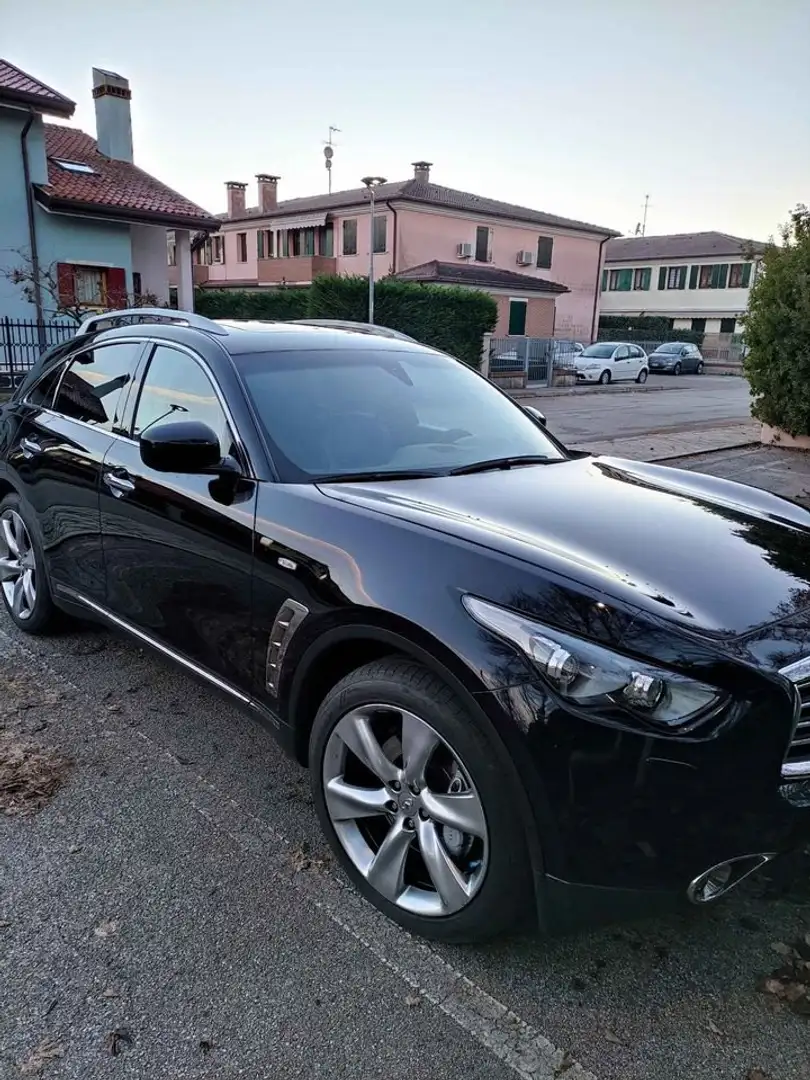 Infiniti QX70 Nero - 1
