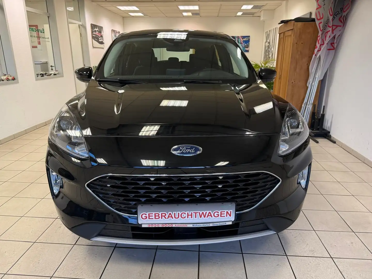 Ford Kuga Cool & Connect / 1. HAND / NUR 27TKM Schwarz - 2