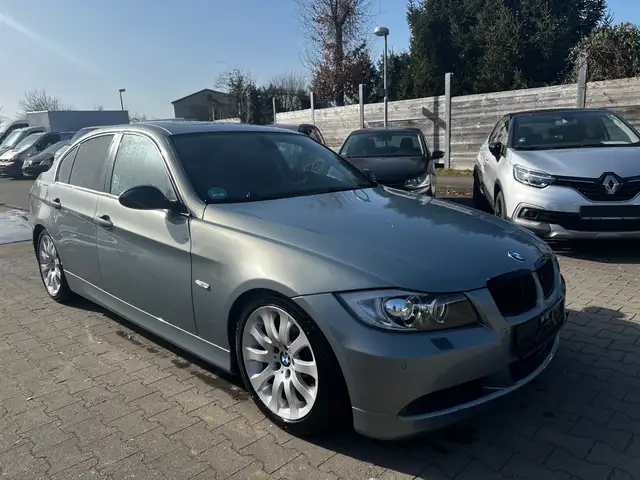 BMW 325 325i