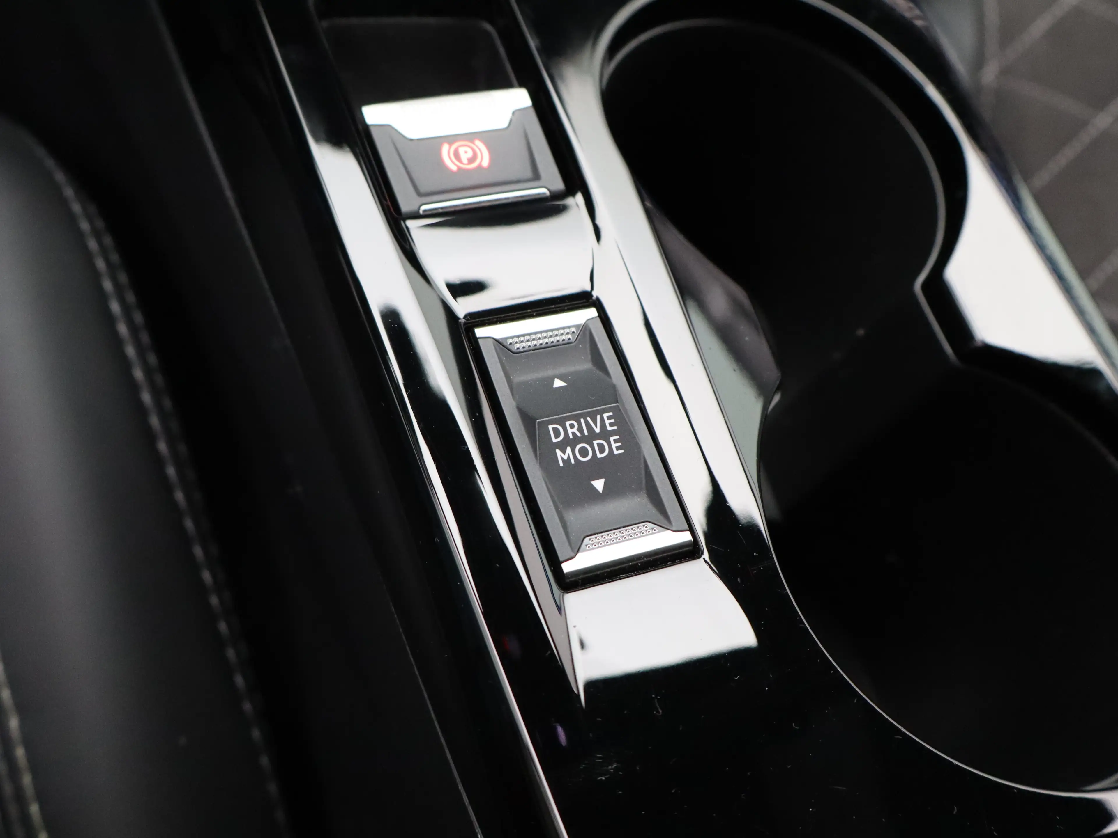 Peugeot 208 1.2 PureTech GT Pack | Automaat | Carplay | Camera — photo 27