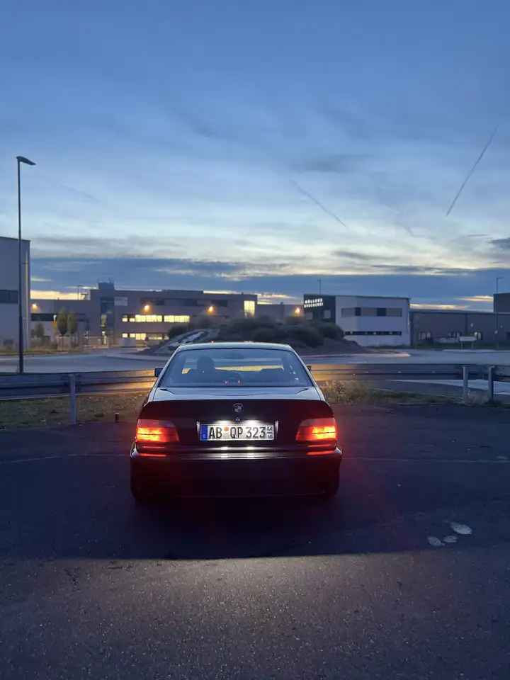 BMW 323i Coupe, foto 7