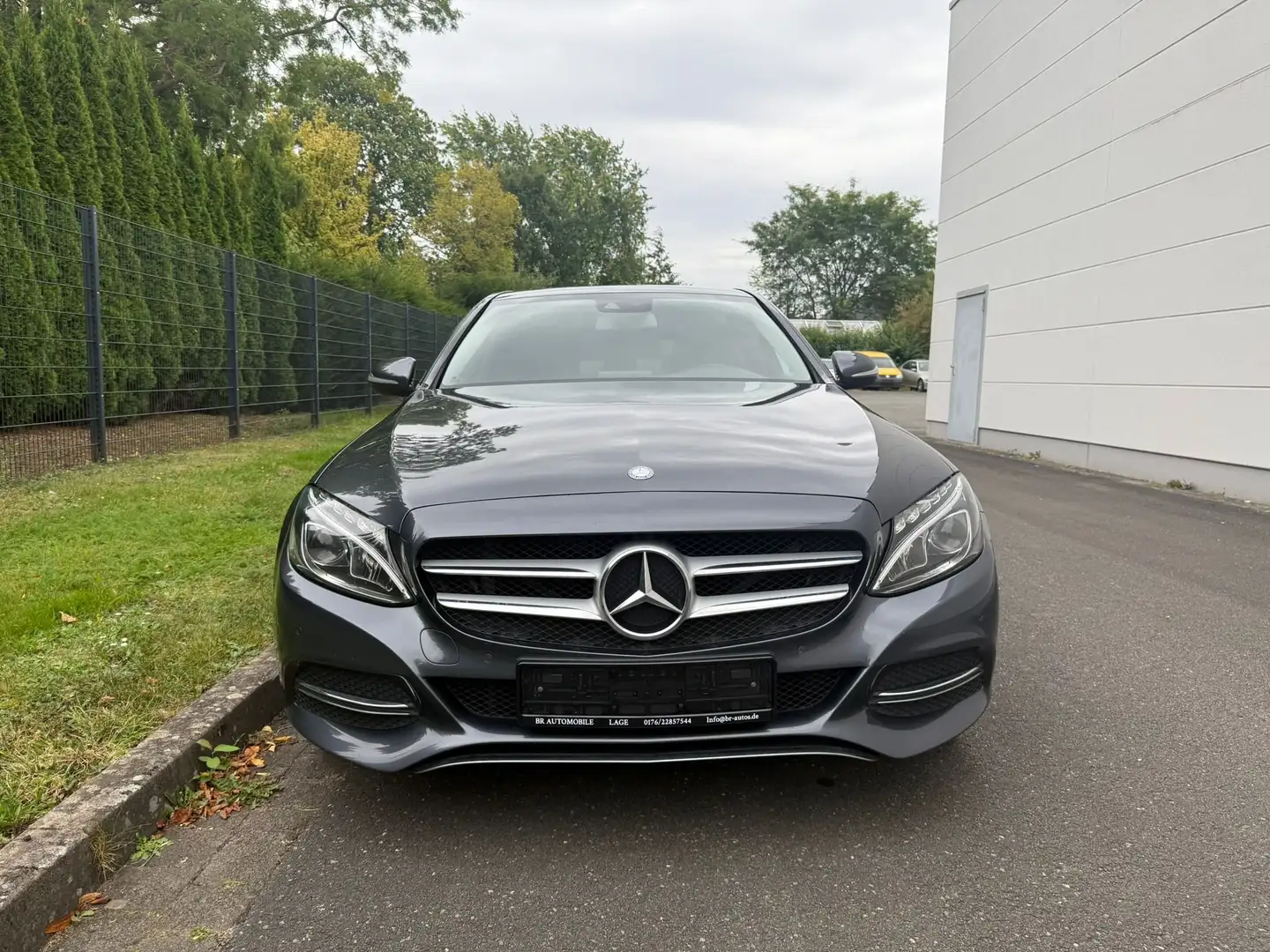 Mercedes-Benz C 220 AUTOMATIK/NAVI/SHZ/PDC/LKA/LED/KLIMA Grau - 2