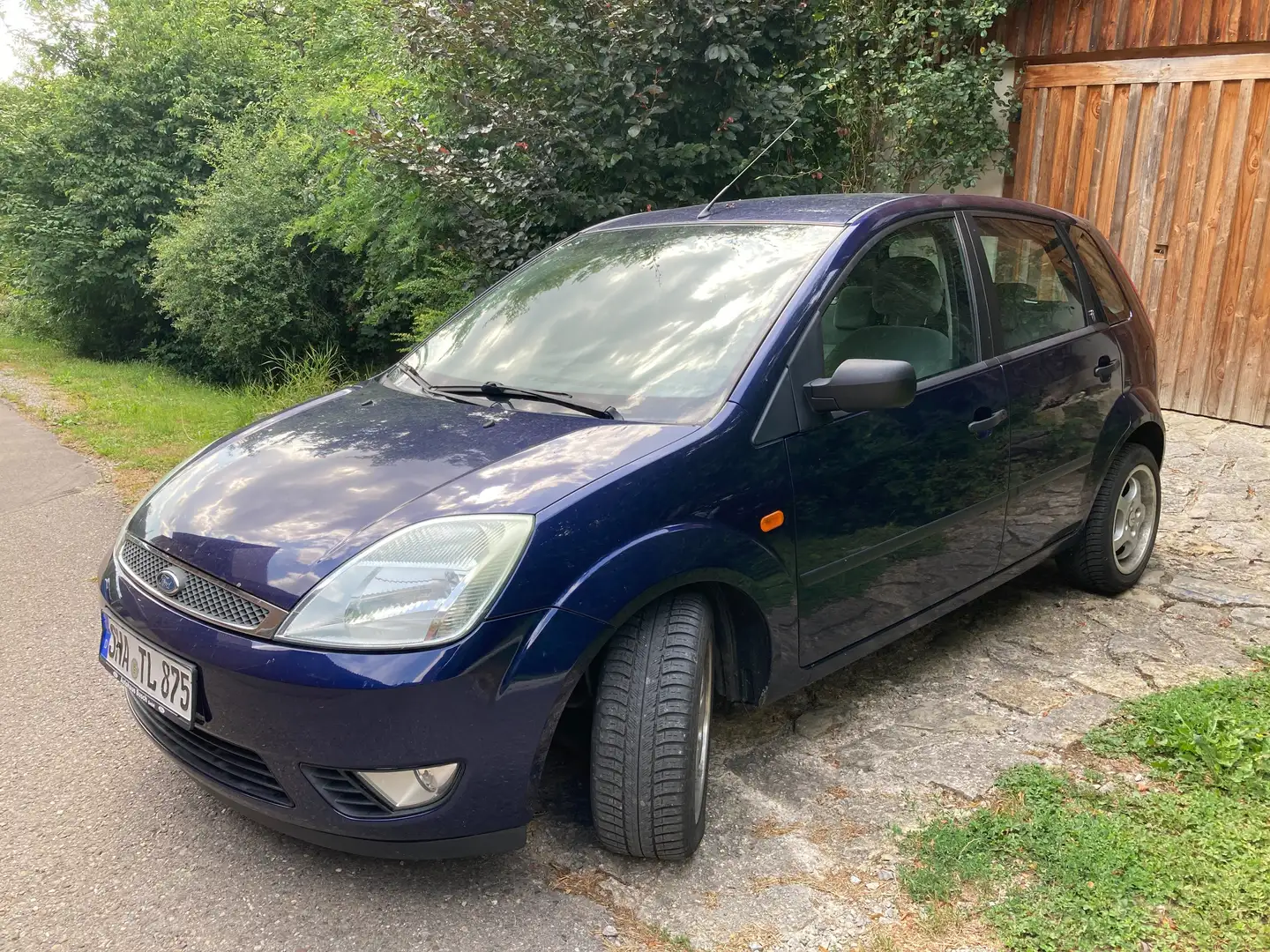 Ford Fiesta Fiesta 1.4 Ghia Blau - 2