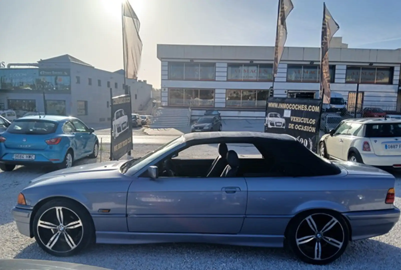 BMW 320 320i Cabriolet Grau - 2