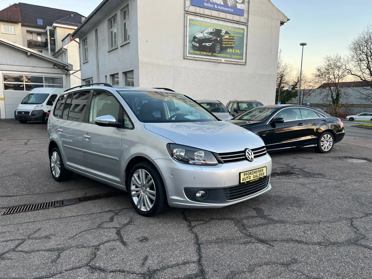 Volkswagen Touran Comfortline BMT Gris - 1