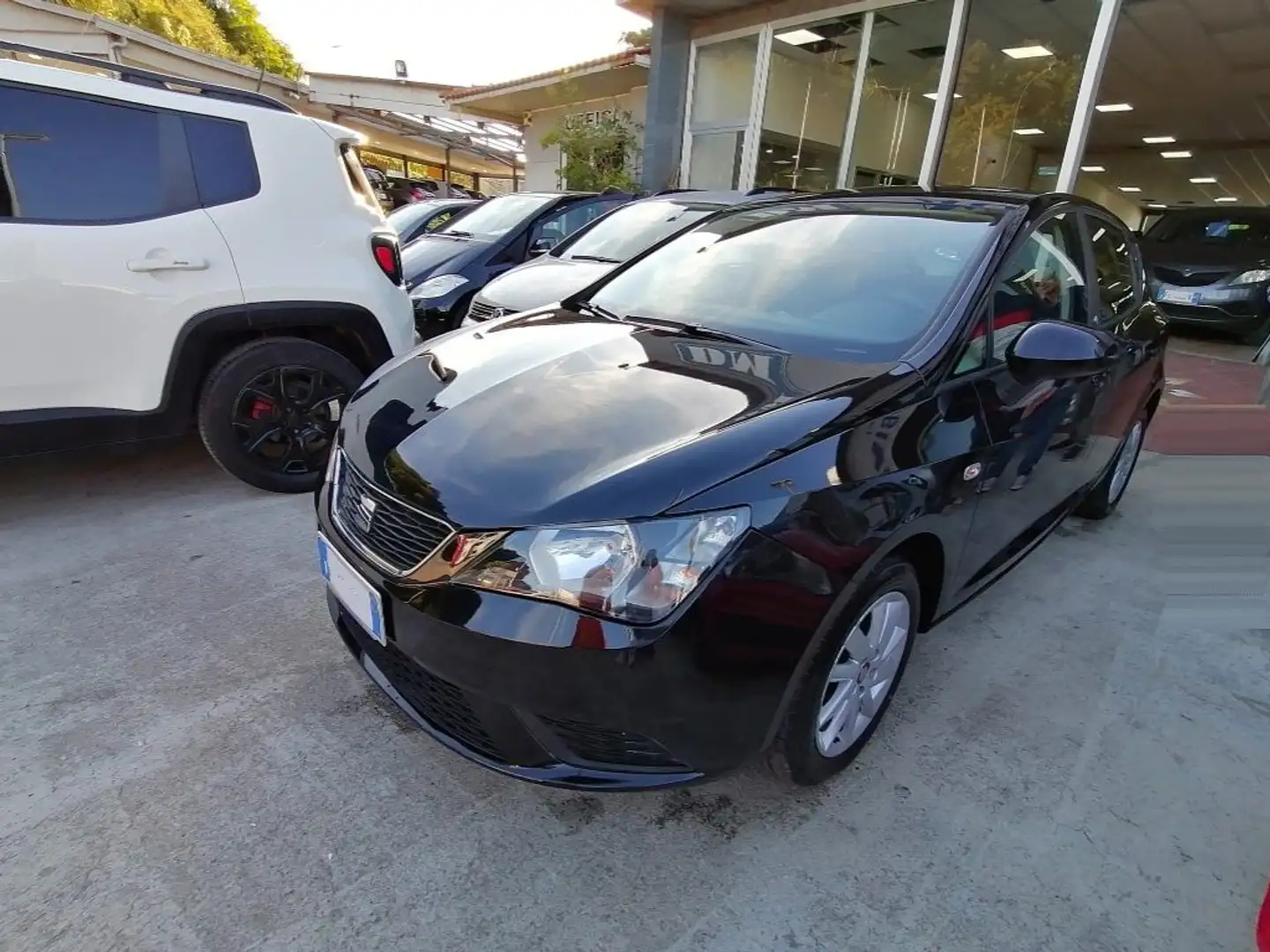 SEAT Ibiza 1.0 SOL 5 PORTE 75cv Schwarz - 1