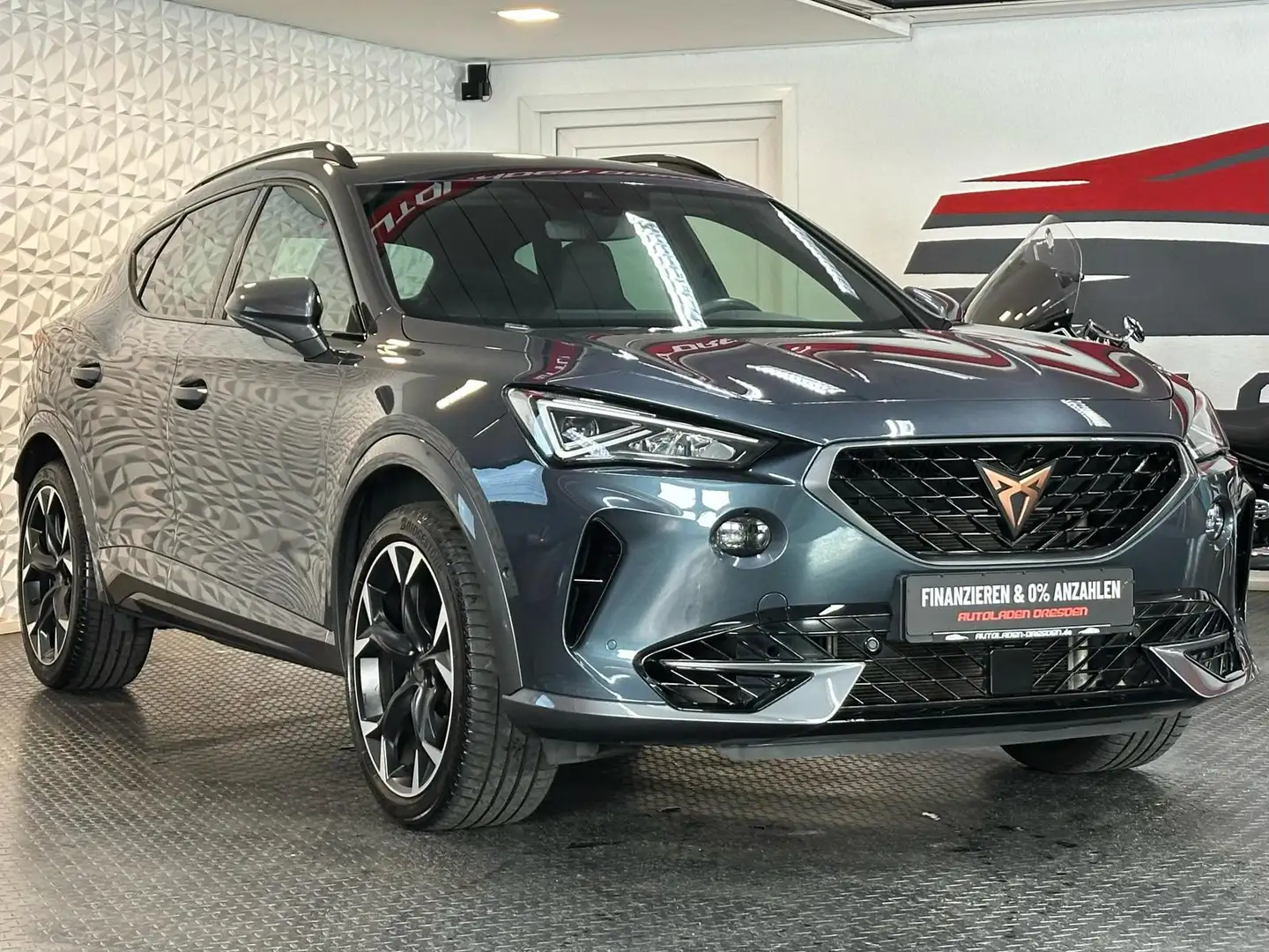 CUPRA Formentor 2.0TSI VZ 4DRIVE LED#ACC#SPUR#CAM#NAVI Grau - 2