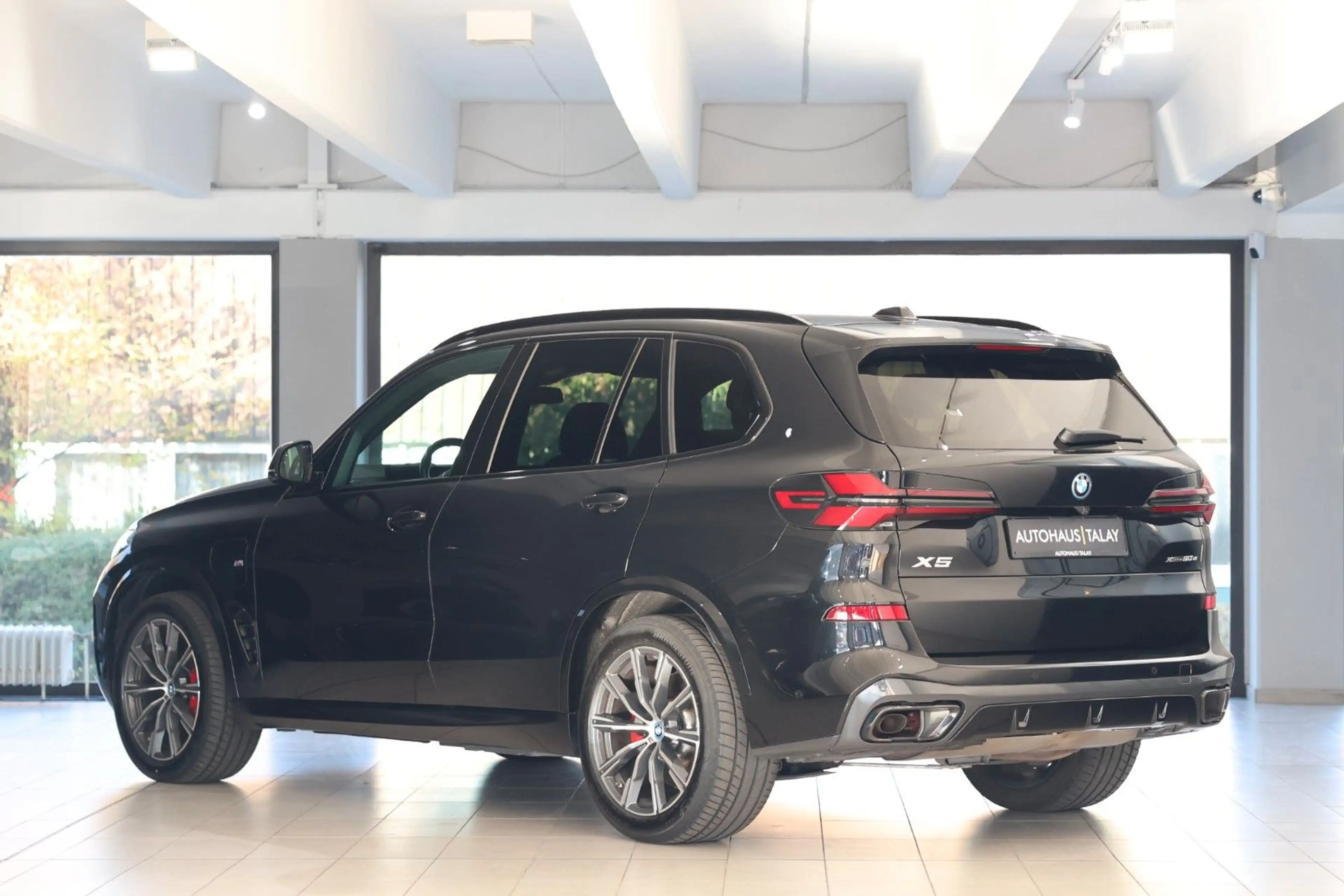 BMW X5 50 e xDrive M Sport H&K*AHK*HUD*360*ACC — photo 3