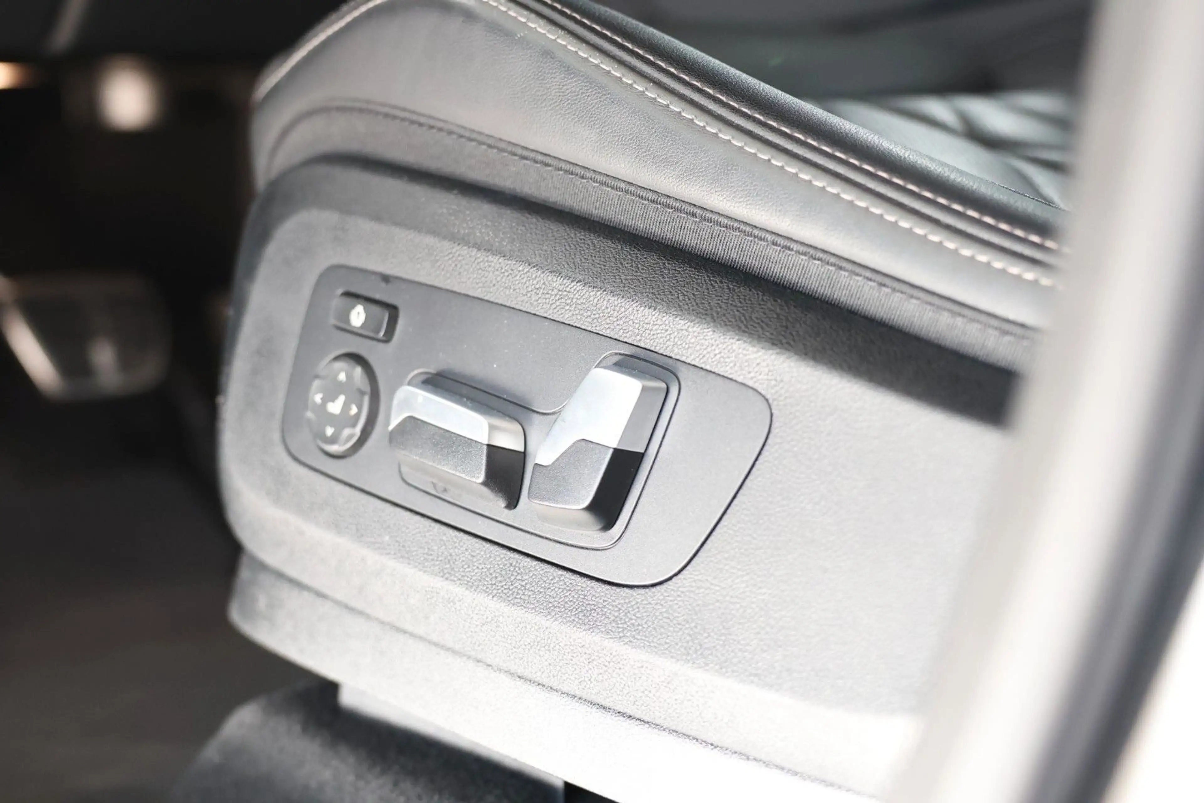 BMW X5 50 e xDrive M Sport H&K*AHK*HUD*360*ACC — photo 9