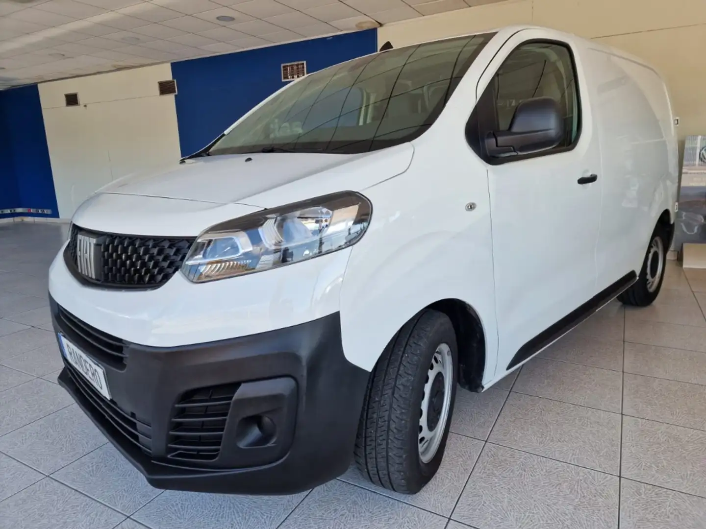 Fiat Scudo Furgón 1.5BlueHDI L1 Business 100 Blanc - 1