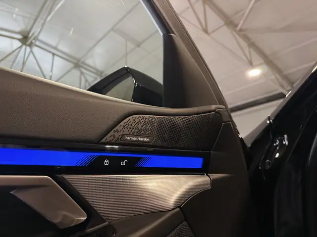 BMW M view 6