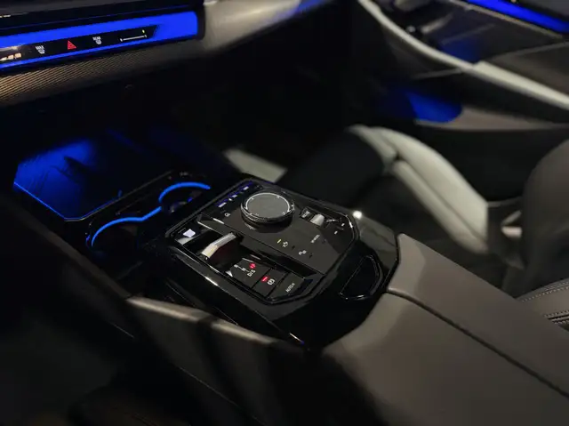 BMW M view 14