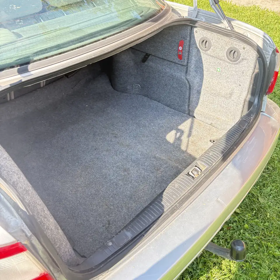 Opel Omega 2.2 Design Edition, foto 4