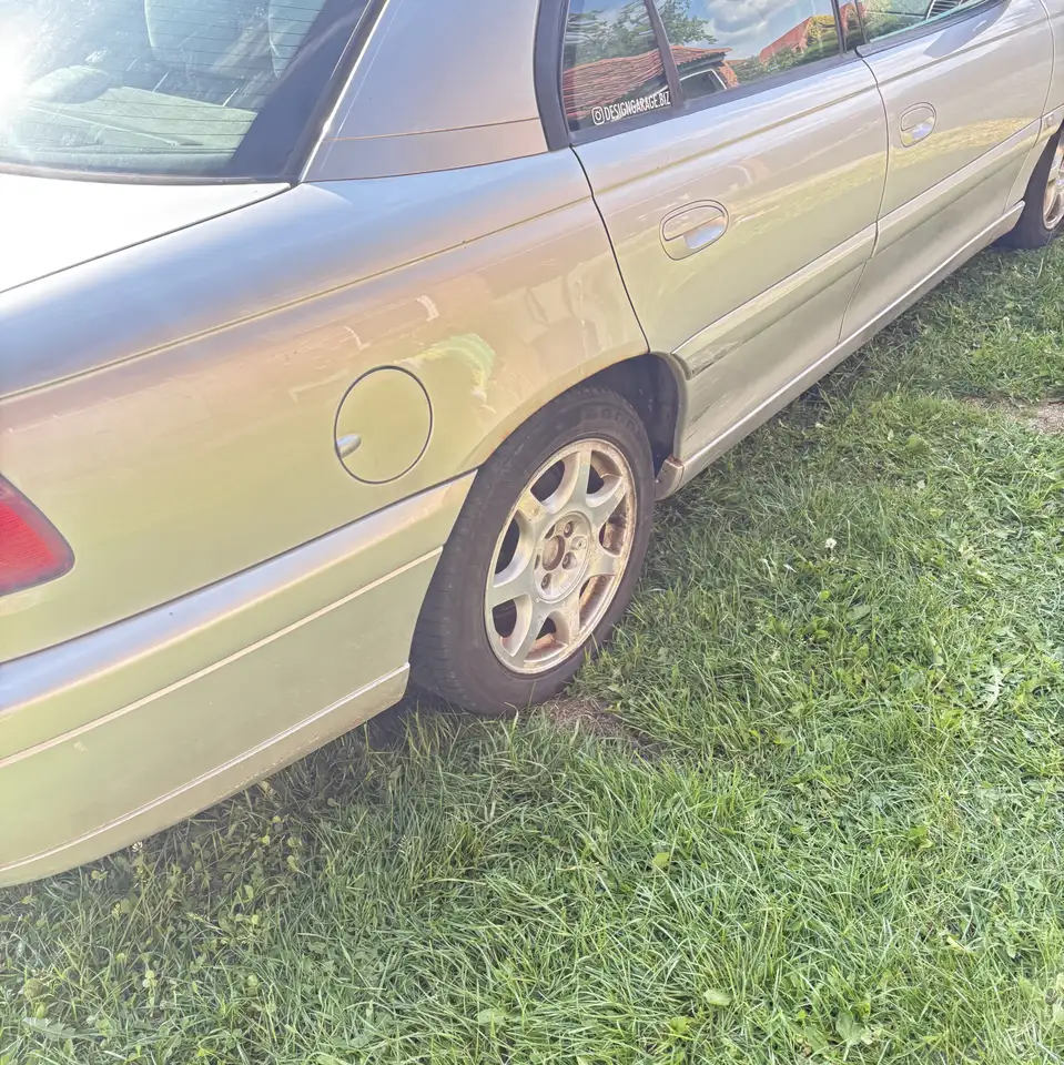 Opel Omega 2.2 Design Edition, foto 3