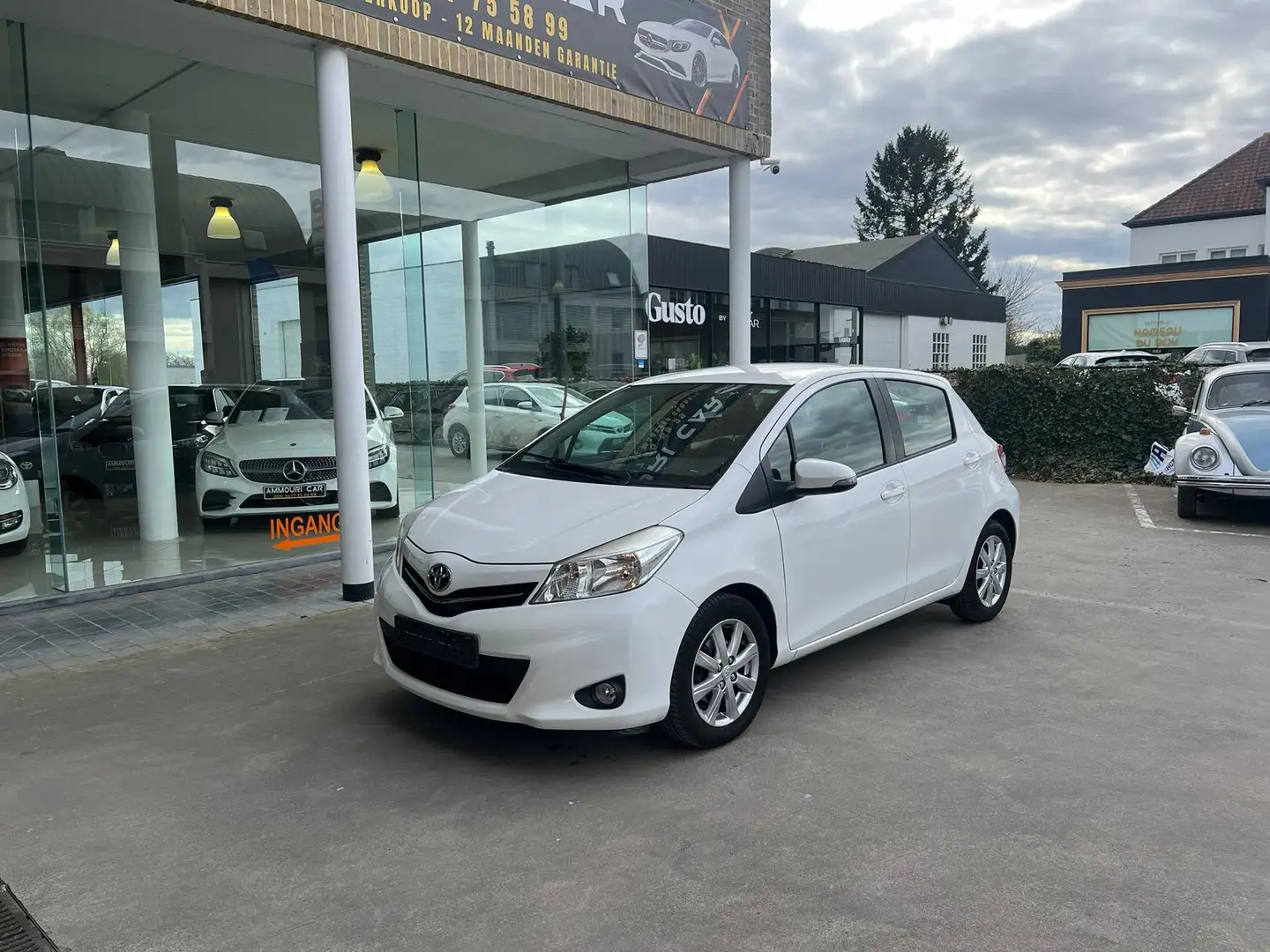 Toyota Yaris 1.0 VVT-i Cool - 1