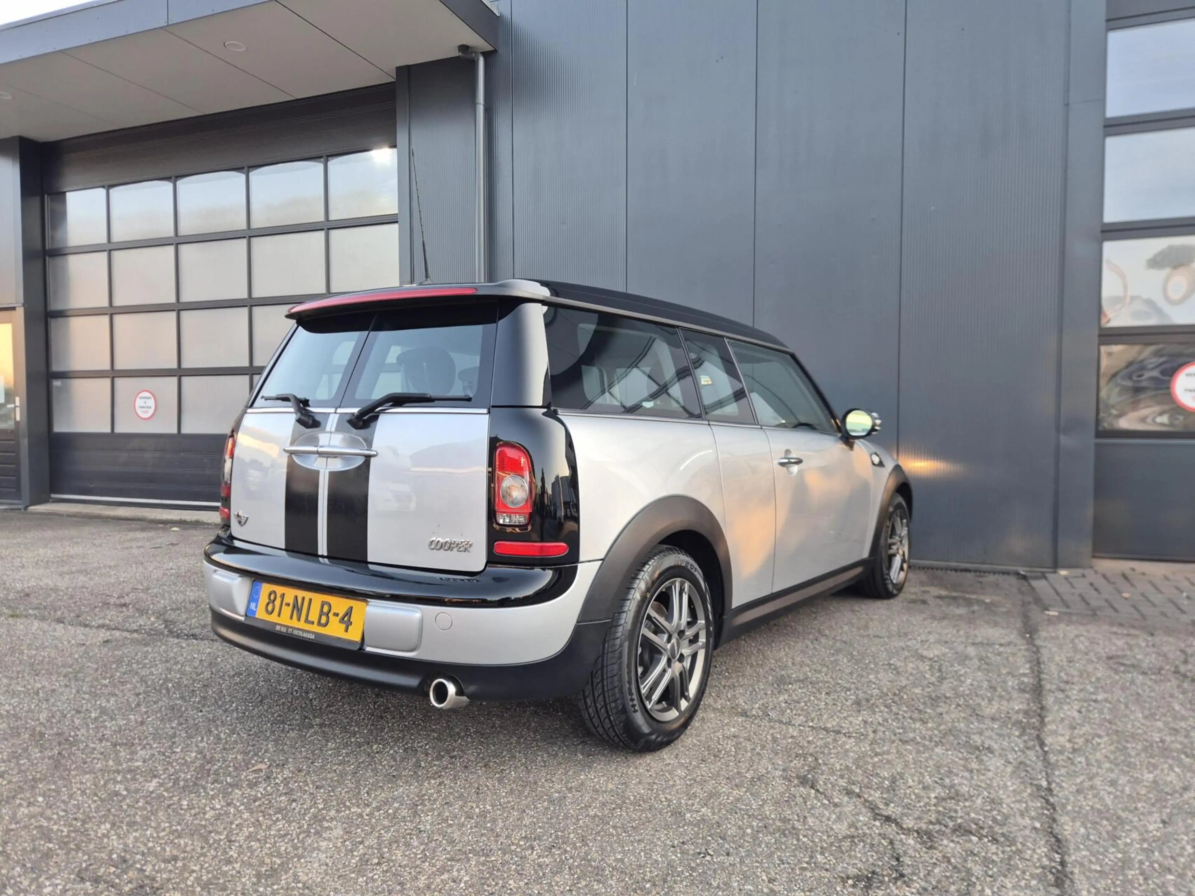MINI Cooper Clubman 1.6 Business Line — photo 3