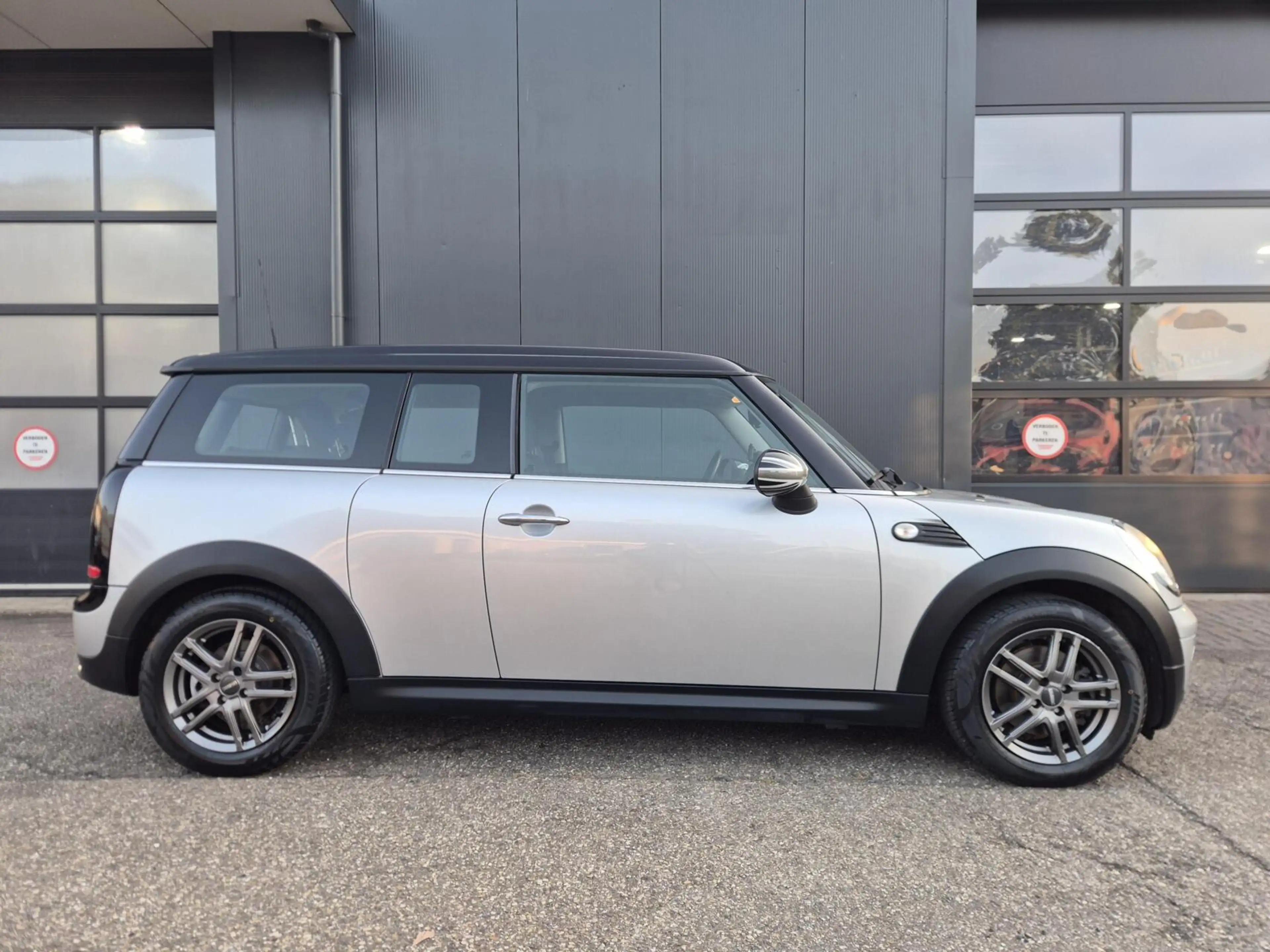 MINI Cooper Clubman 1.6 Business Line — photo 6