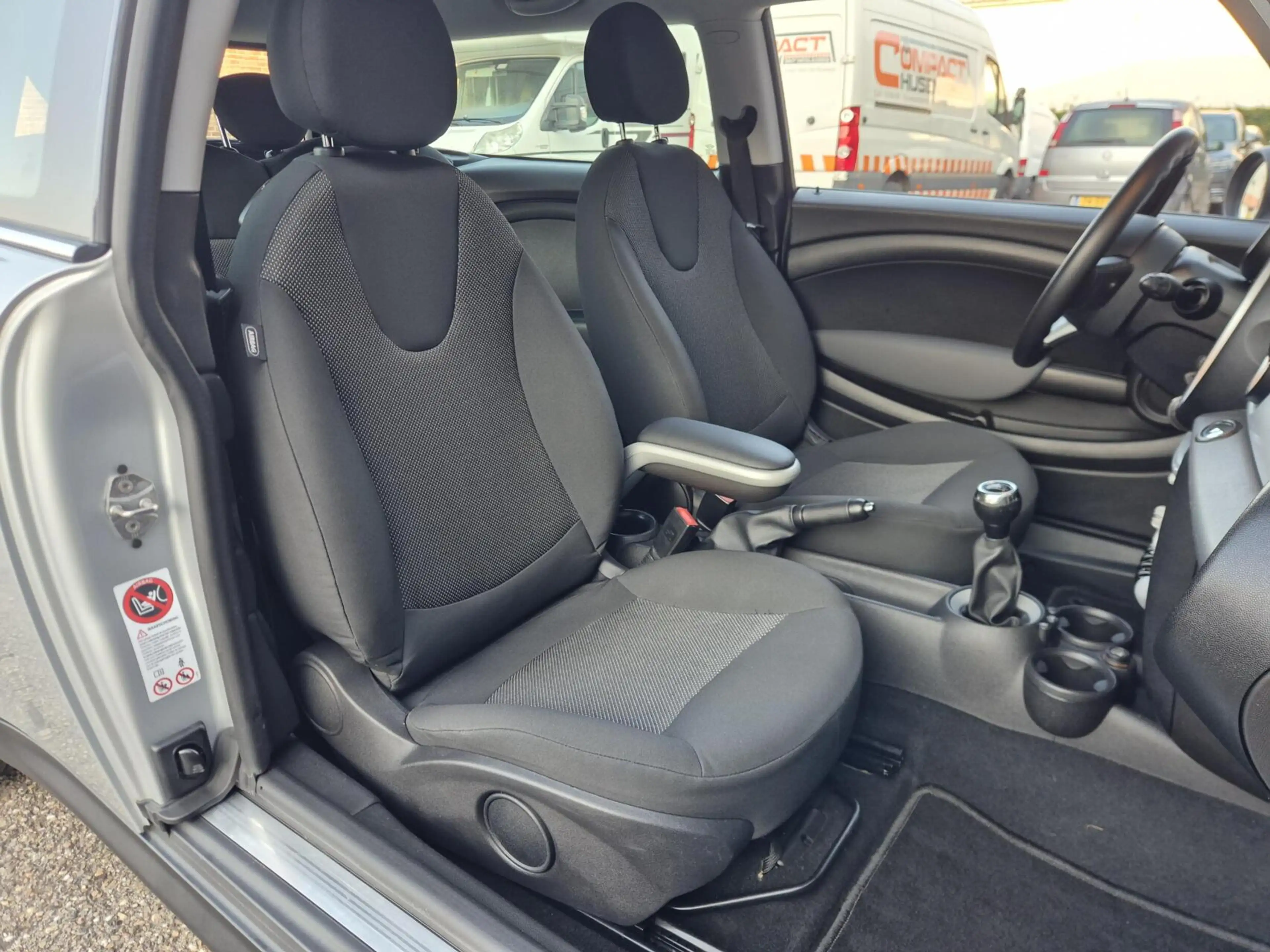 MINI Cooper Clubman 1.6 Business Line — photo 9