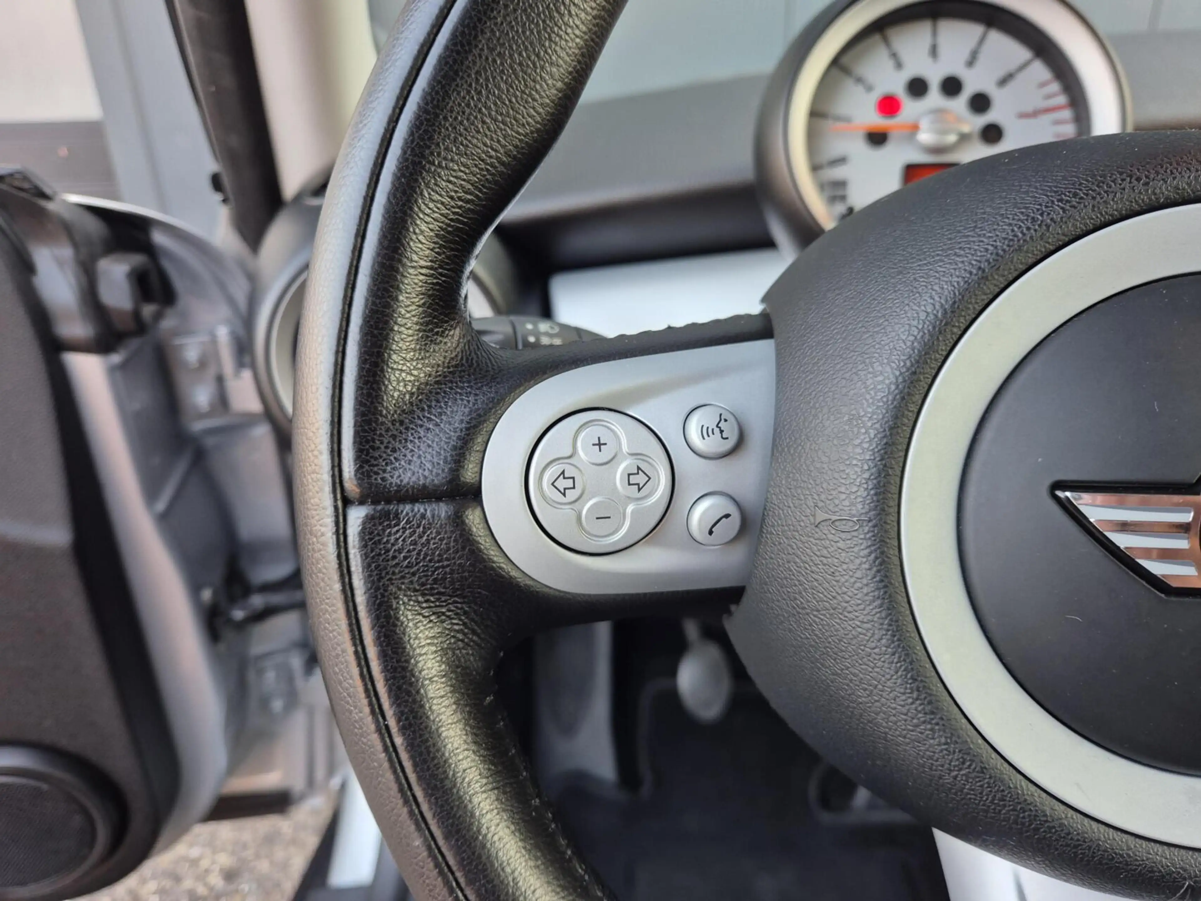 MINI Cooper Clubman 1.6 Business Line — photo 12