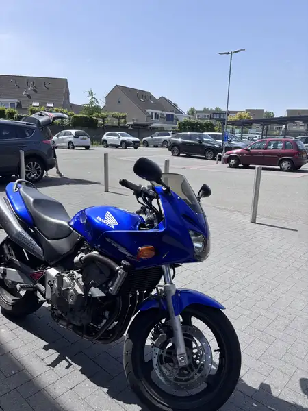 Honda Hornet - foto 6