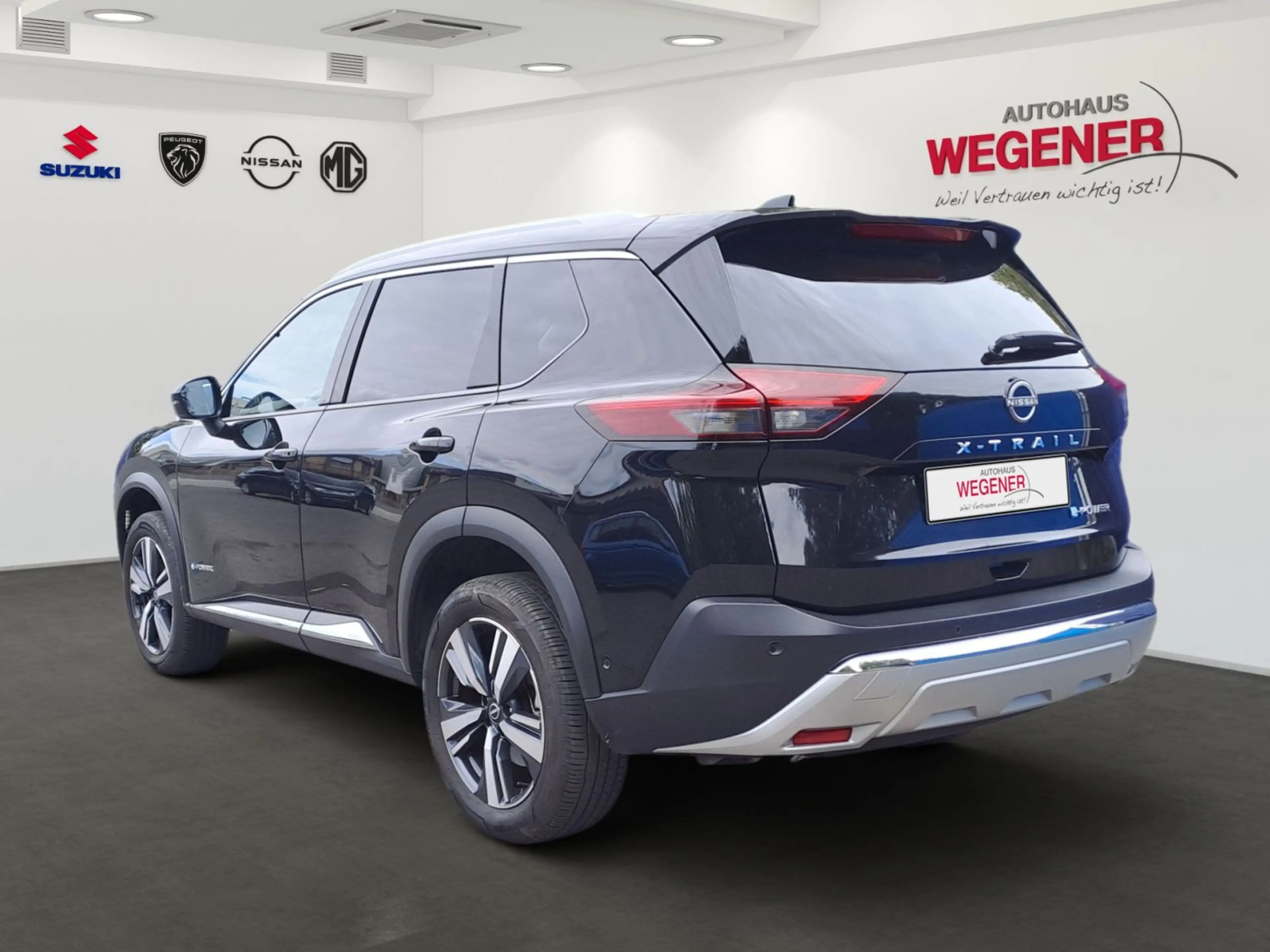 Nissan X-Trail 1.5 VC-T E-POWER Tekna HeadUp NAV CarPla — photo 4