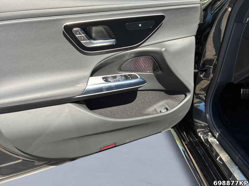 Mercedes-Benz E 220 d T AMG AHK Distronic+ Totw CarPlay 19"LM — photo 13