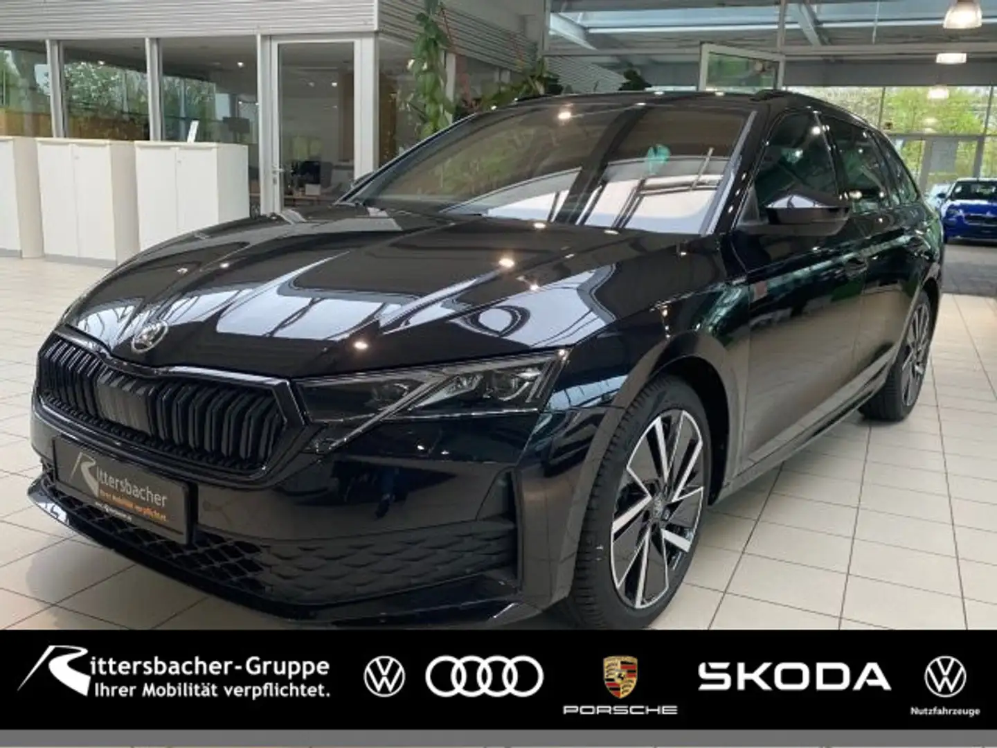 Skoda Octavia Combi Sportline 1,5 TSI 110 kW Verfügbar Schwarz - 1