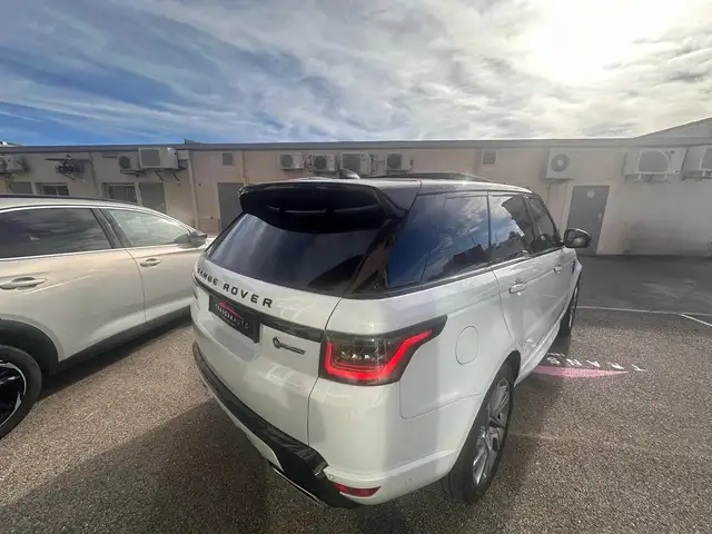 Land Rover Range Rover Sport view 5