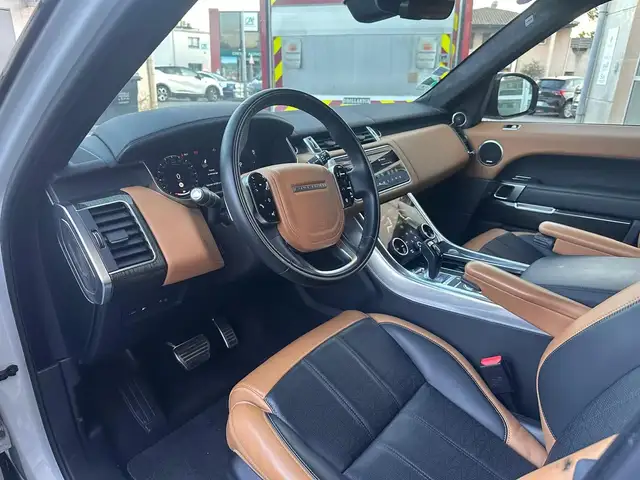 Land Rover Range Rover Sport view 11