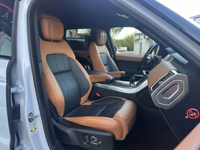 Land Rover Range Rover Sport view 14
