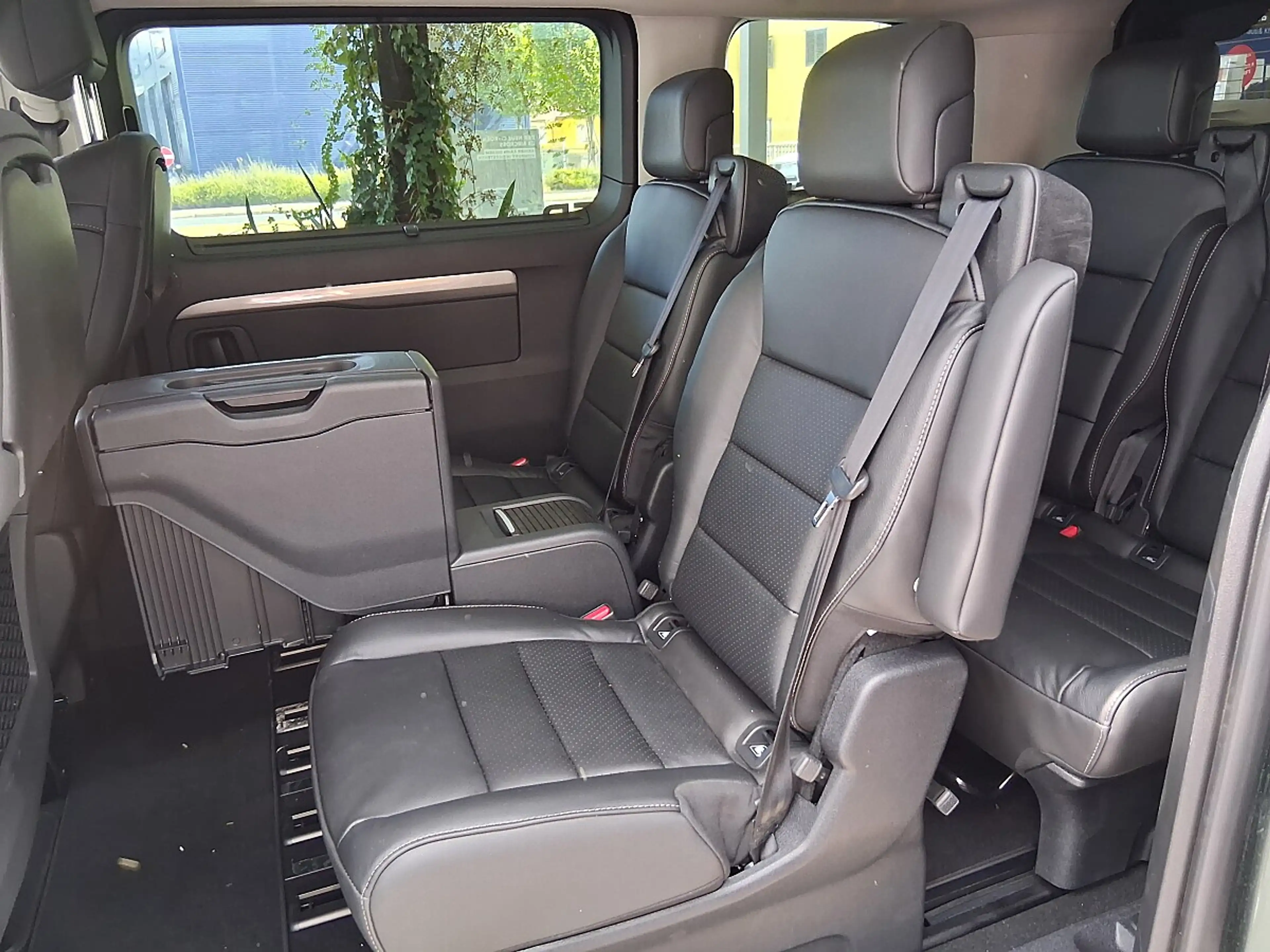 Citroen Spacetourer Diesel 180 S&S EAT8 M Business Lounge — photo 8