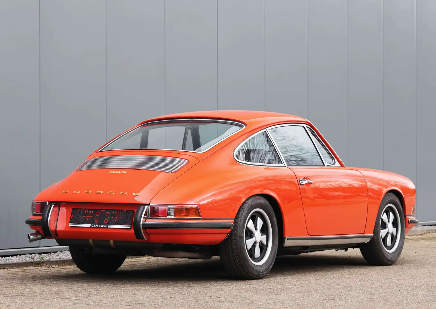 Porsche 911 s Oranje - 1