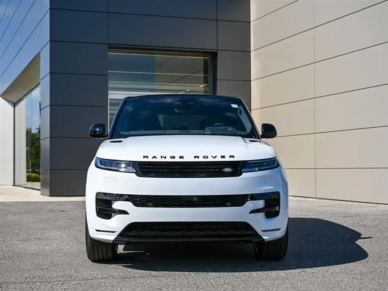 Land Rover Range Rover Sport снимка Land Rover Range Rover Sport
