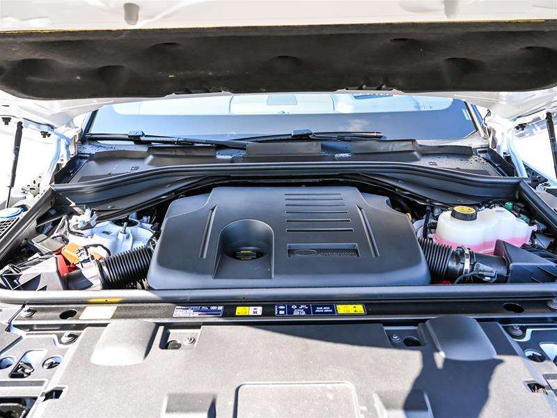 2025 Land Rover Range Rover Sport P400 Dynamic SE thumb 8
