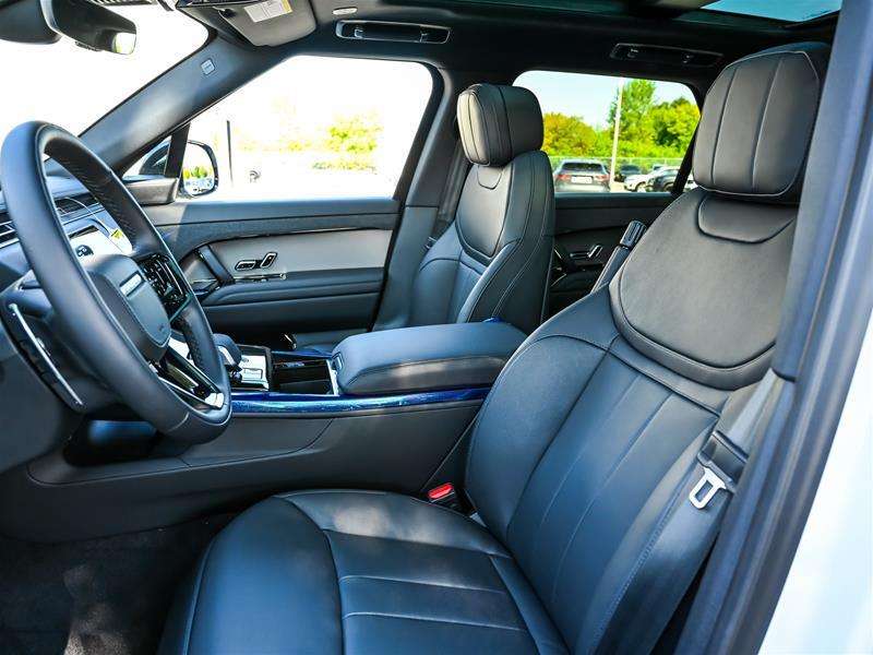 2025 Land Rover Range Rover Sport P400 Dynamic SE thumb 11